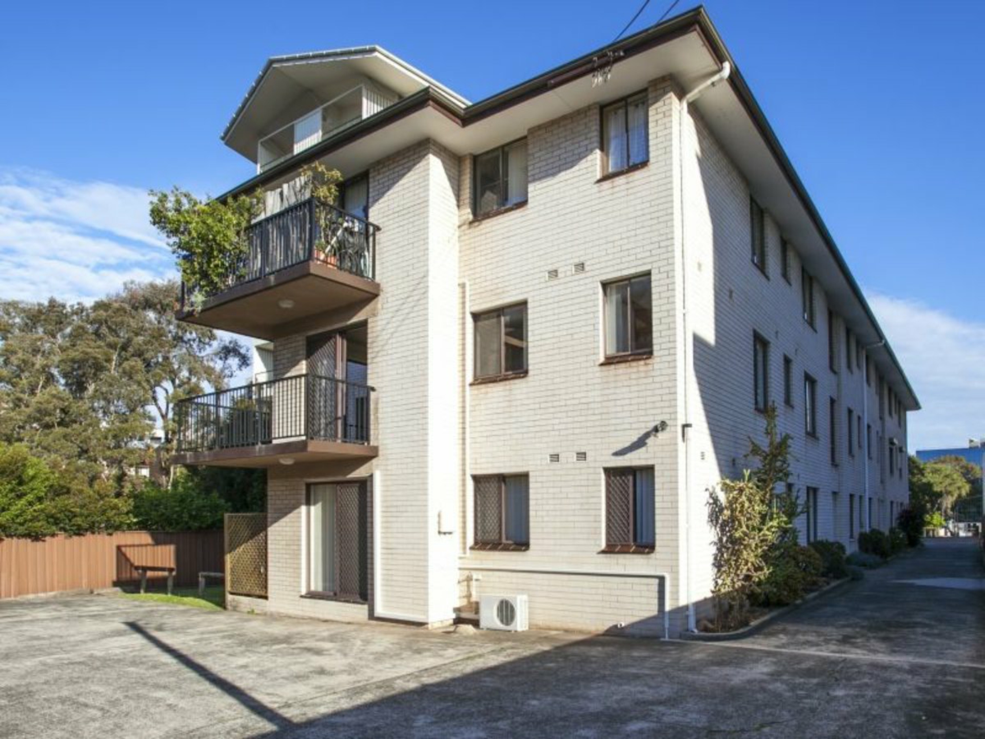 8/38 Market Street, WOLLONGONG