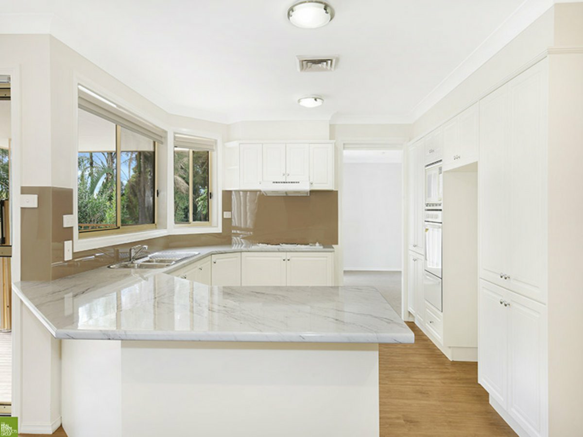 210 Derribong Drive, CORDEAUX HEIGHTS