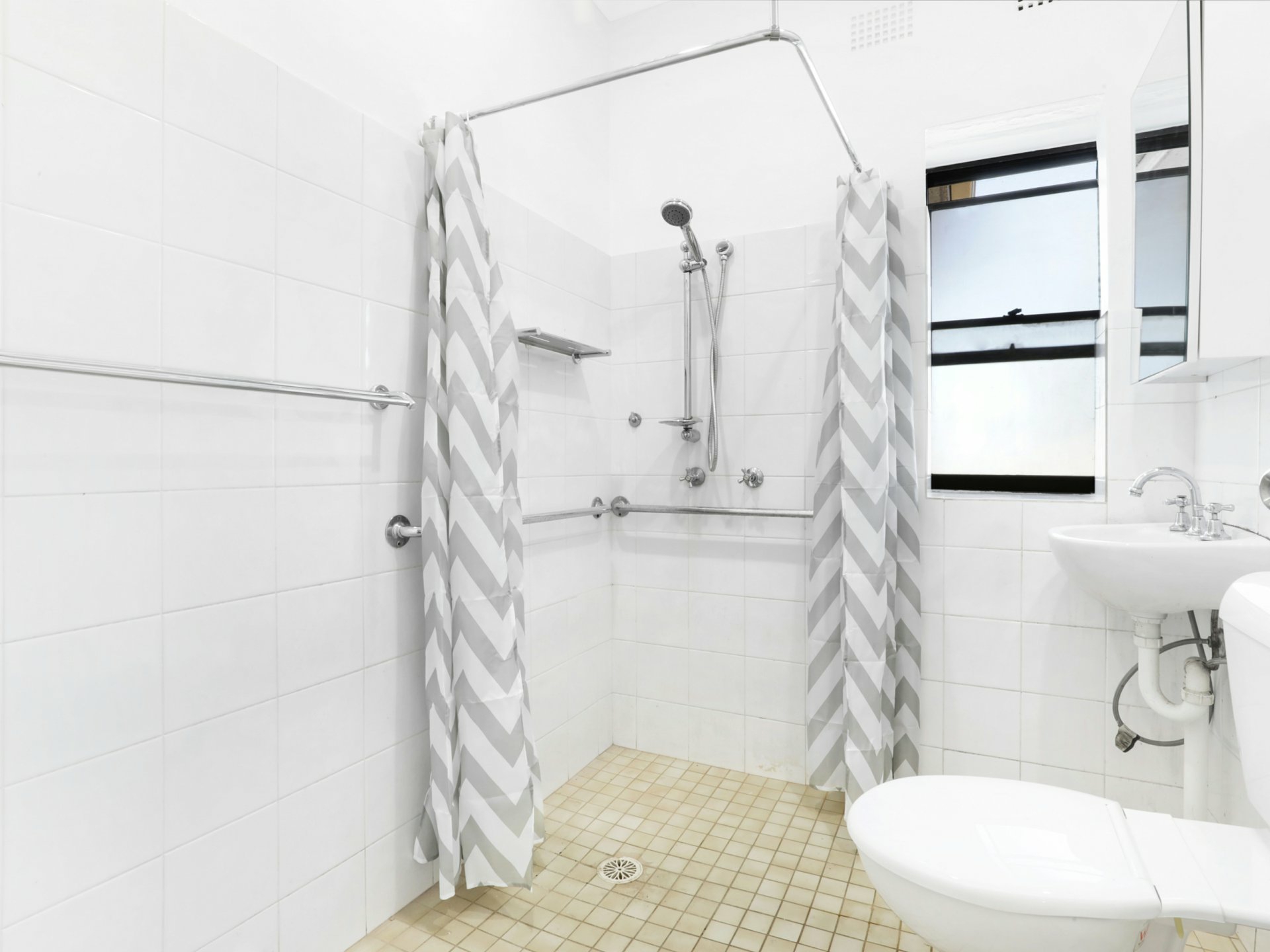 21 Cowper Street, PORT KEMBLA