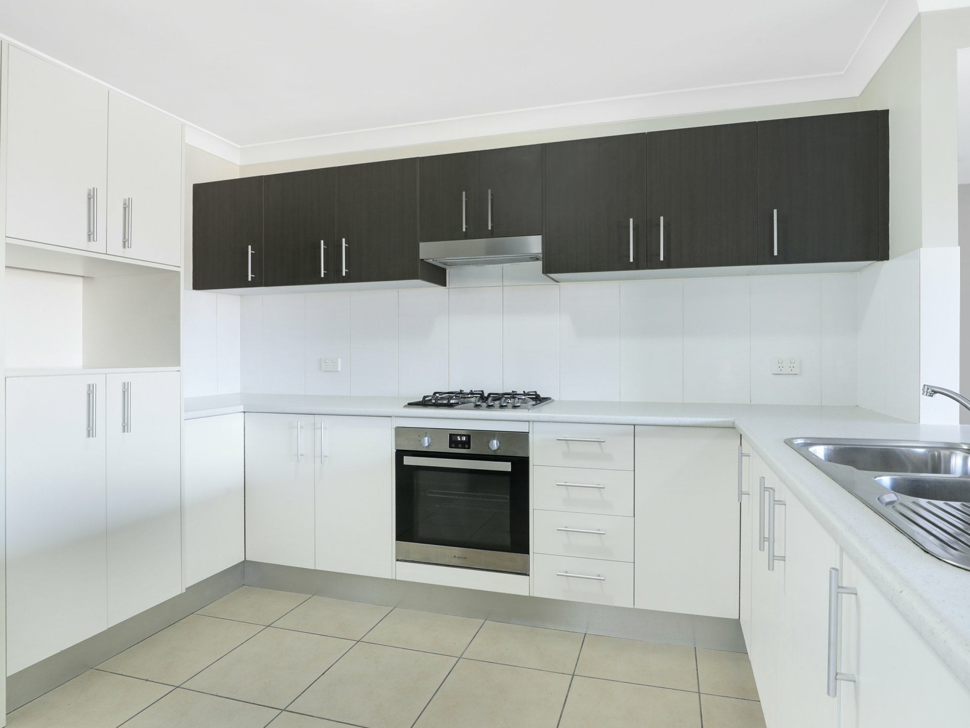 18/51-59 Princes Highway, FAIRY MEADOW