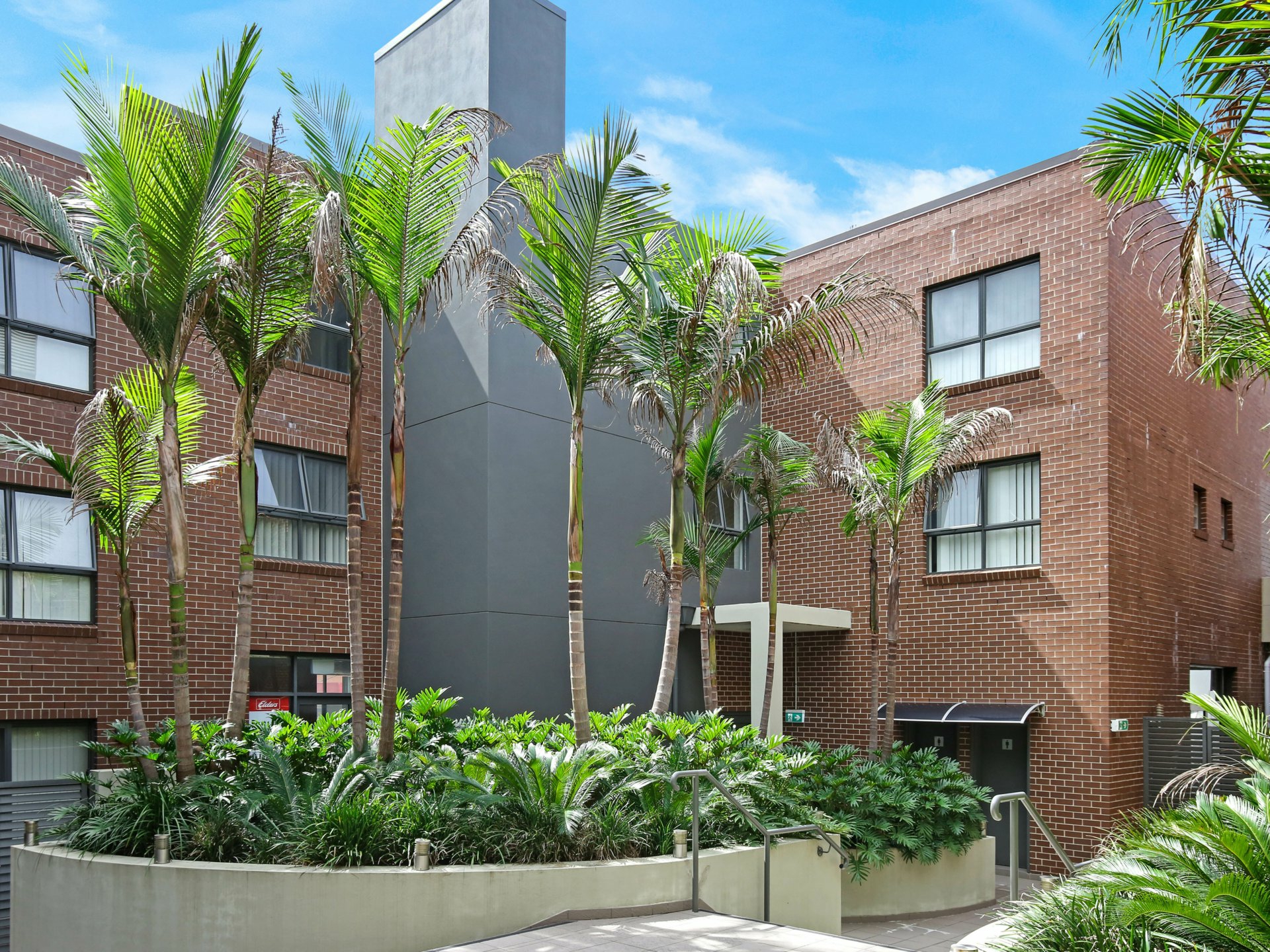 18/51-59 Princes Highway, FAIRY MEADOW