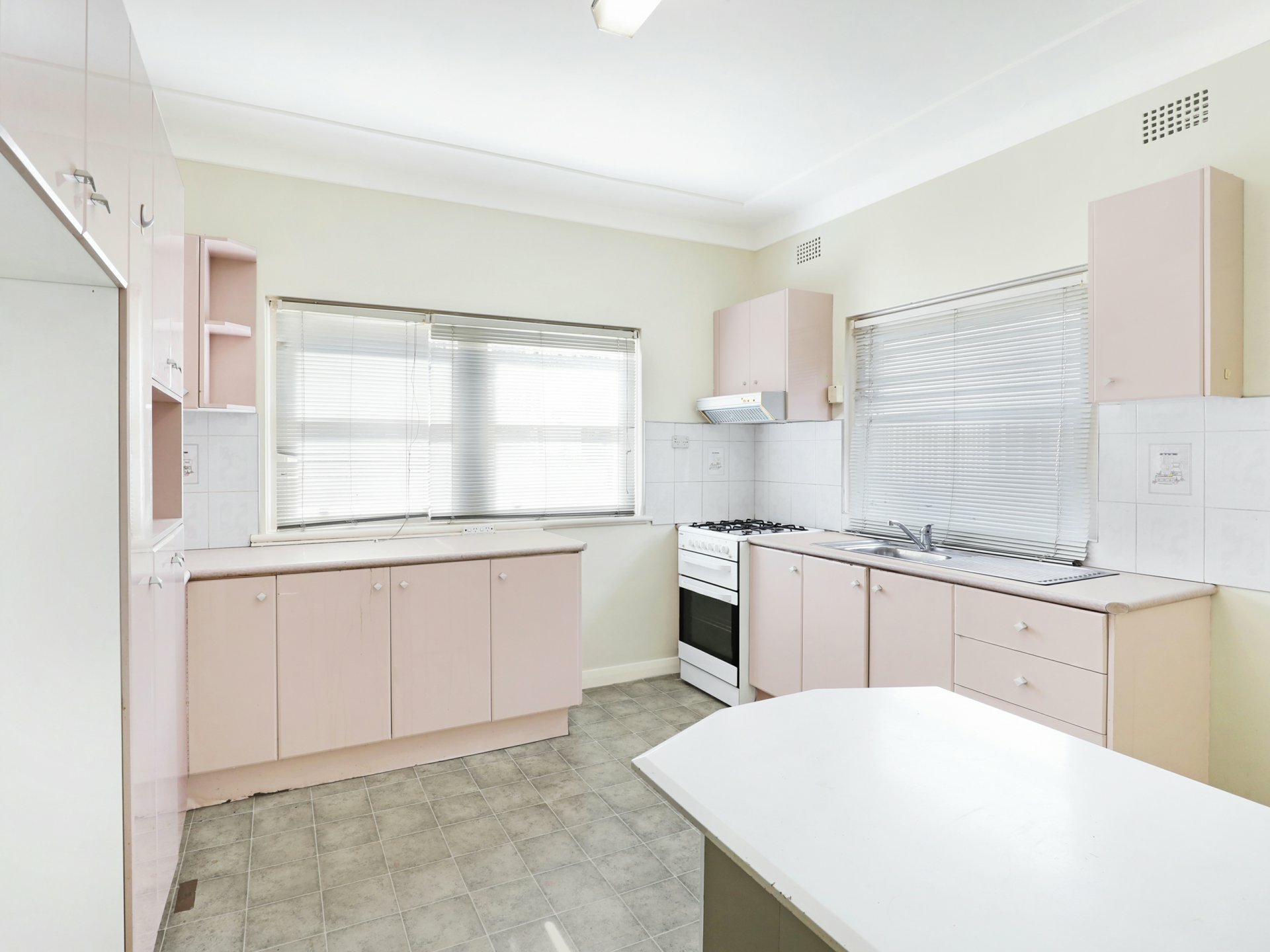 4/54 Loftus Street, WOLLONGONG
