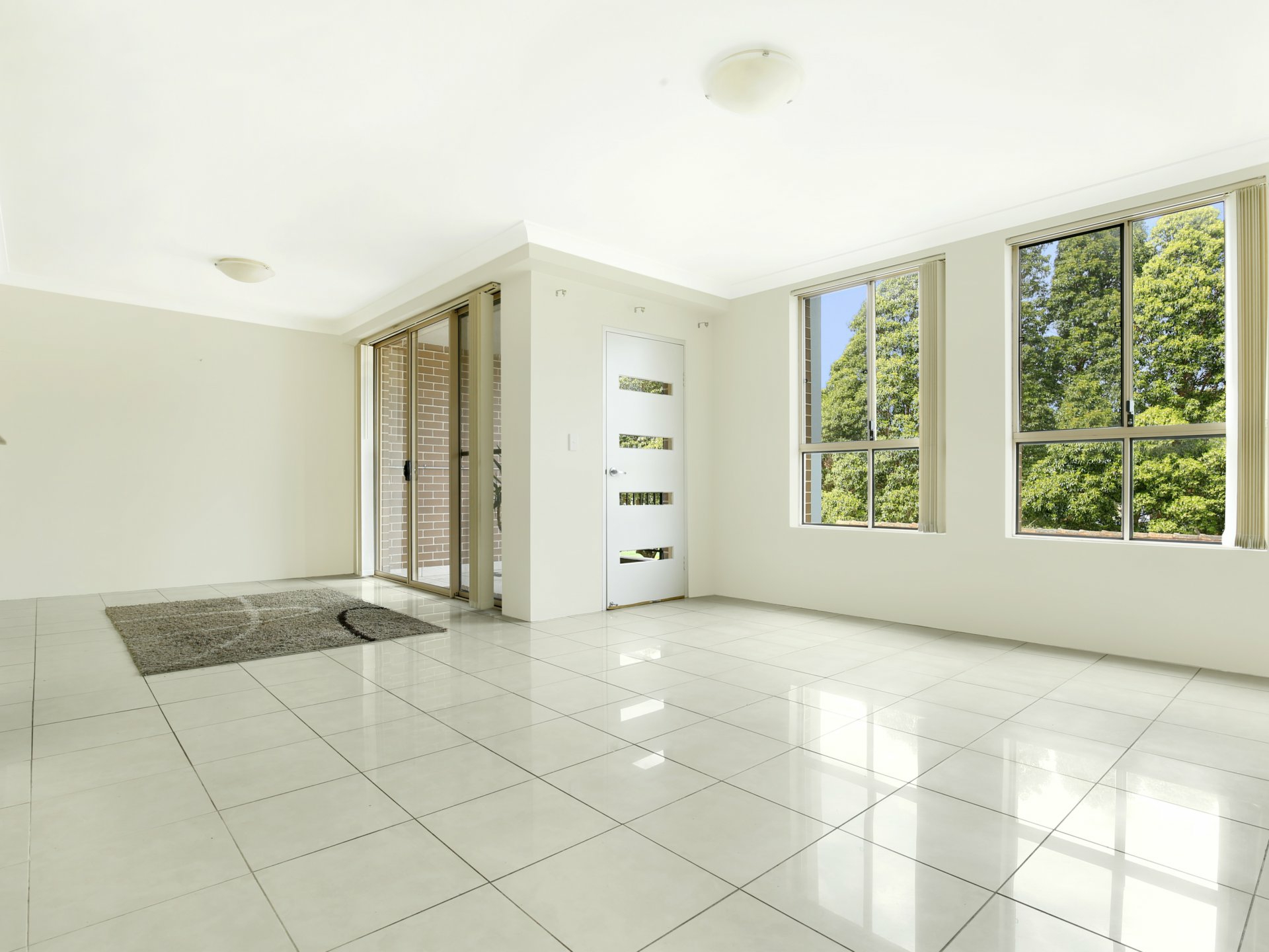 10/5-7 Princes Highway, FIGTREE