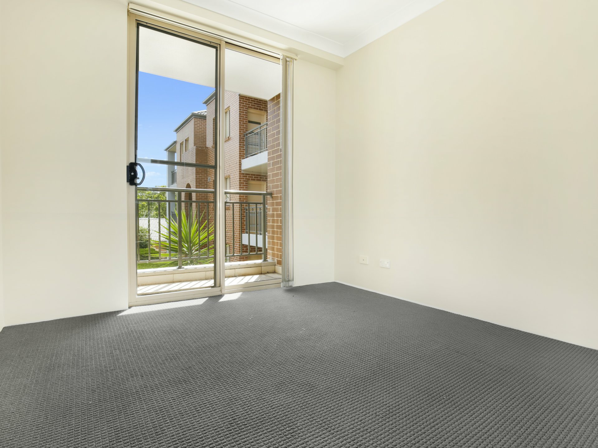 10/5-7 Princes Highway, FIGTREE