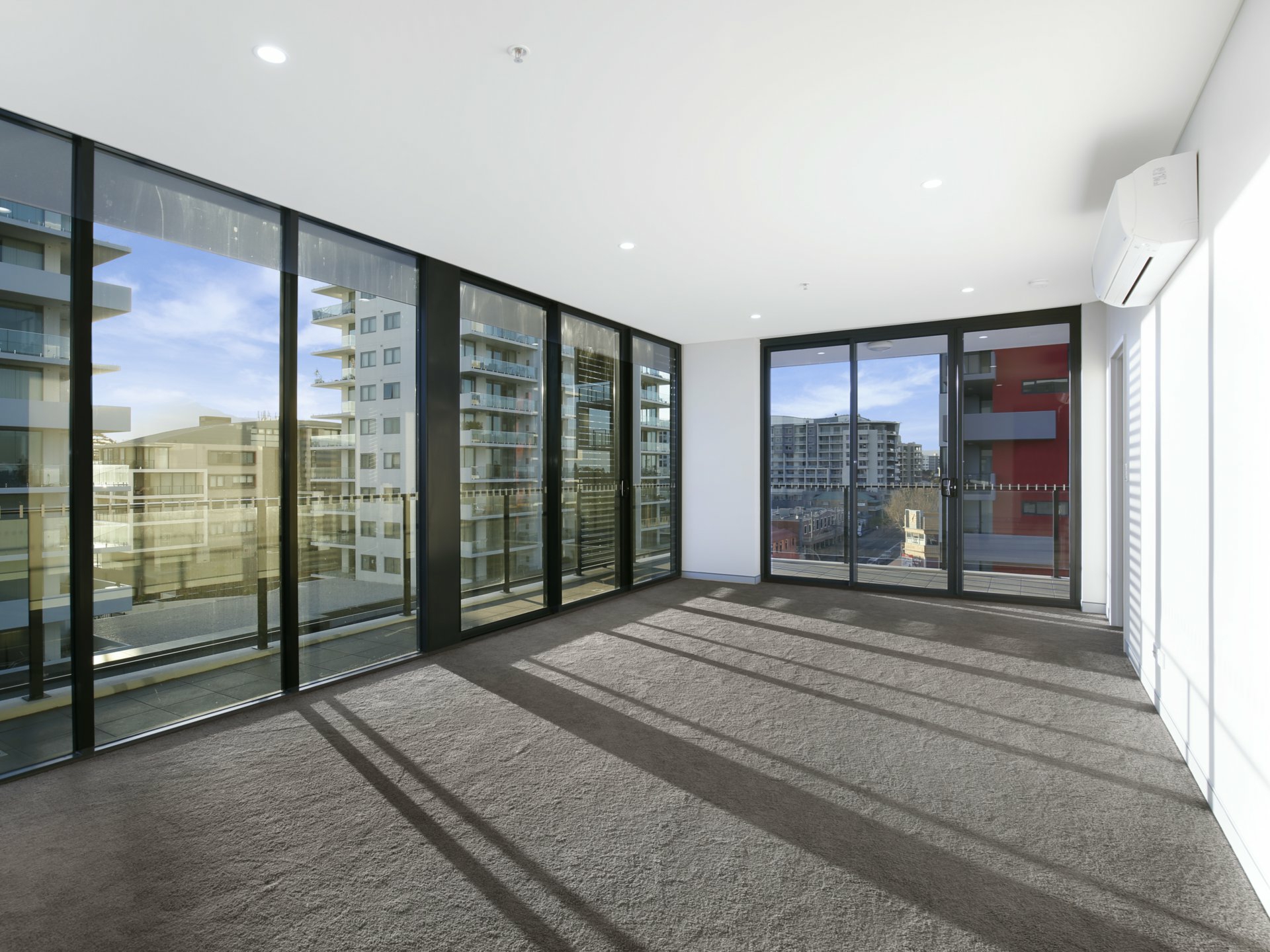 c602/28 Burelli Street, WOLLONGONG