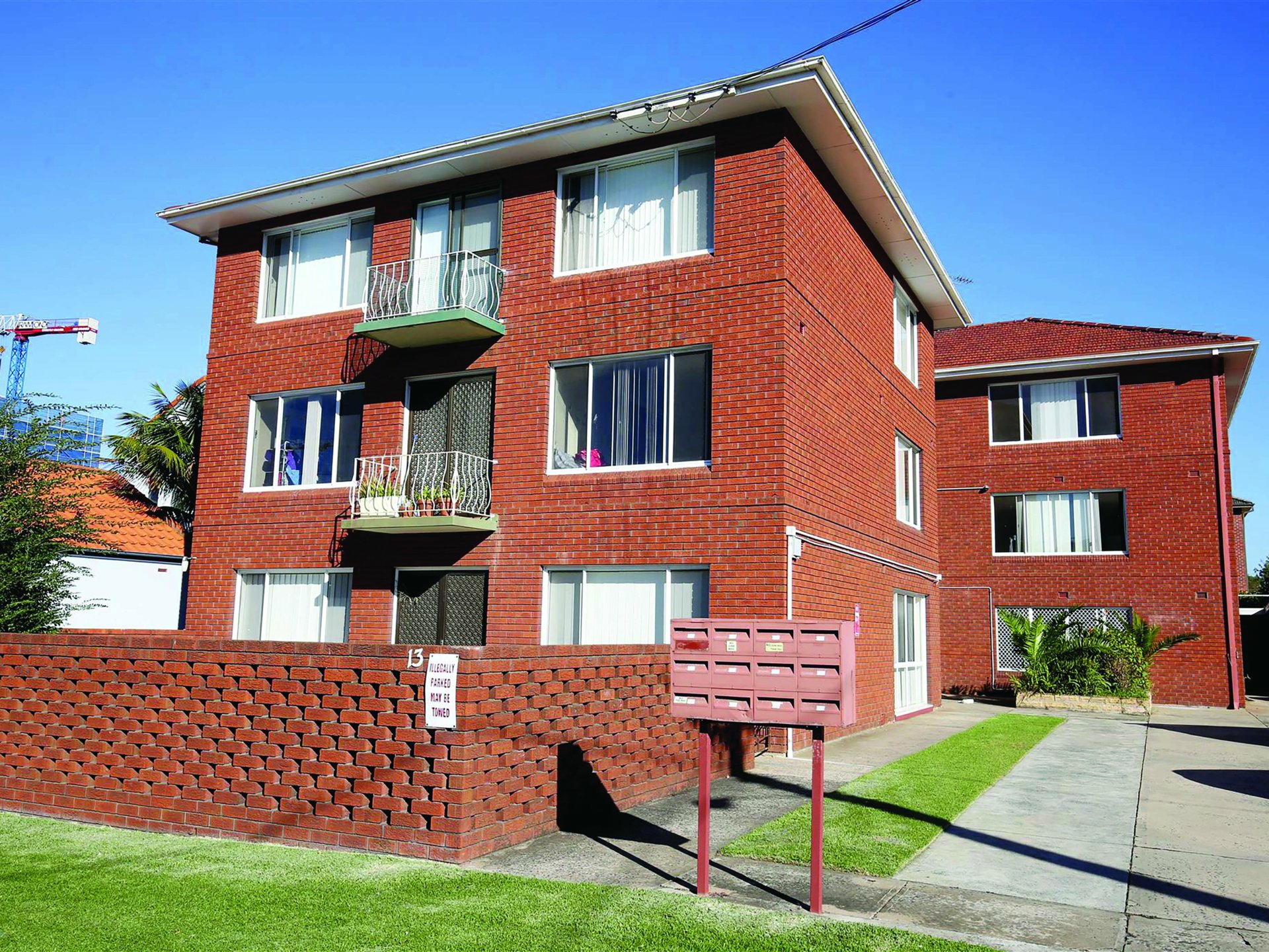 8/13 George Street, WOLLONGONG