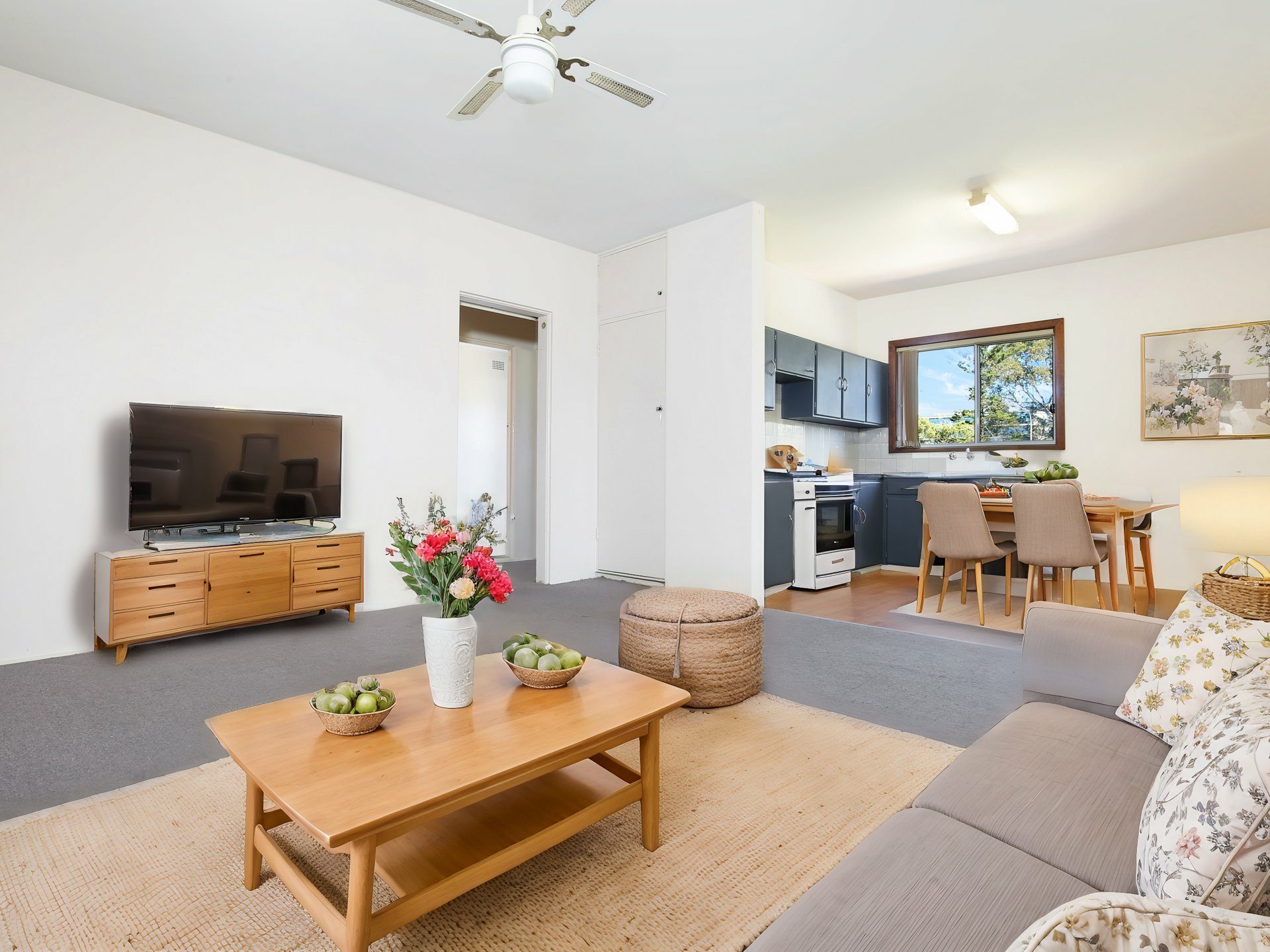 8/13 George Street, WOLLONGONG
