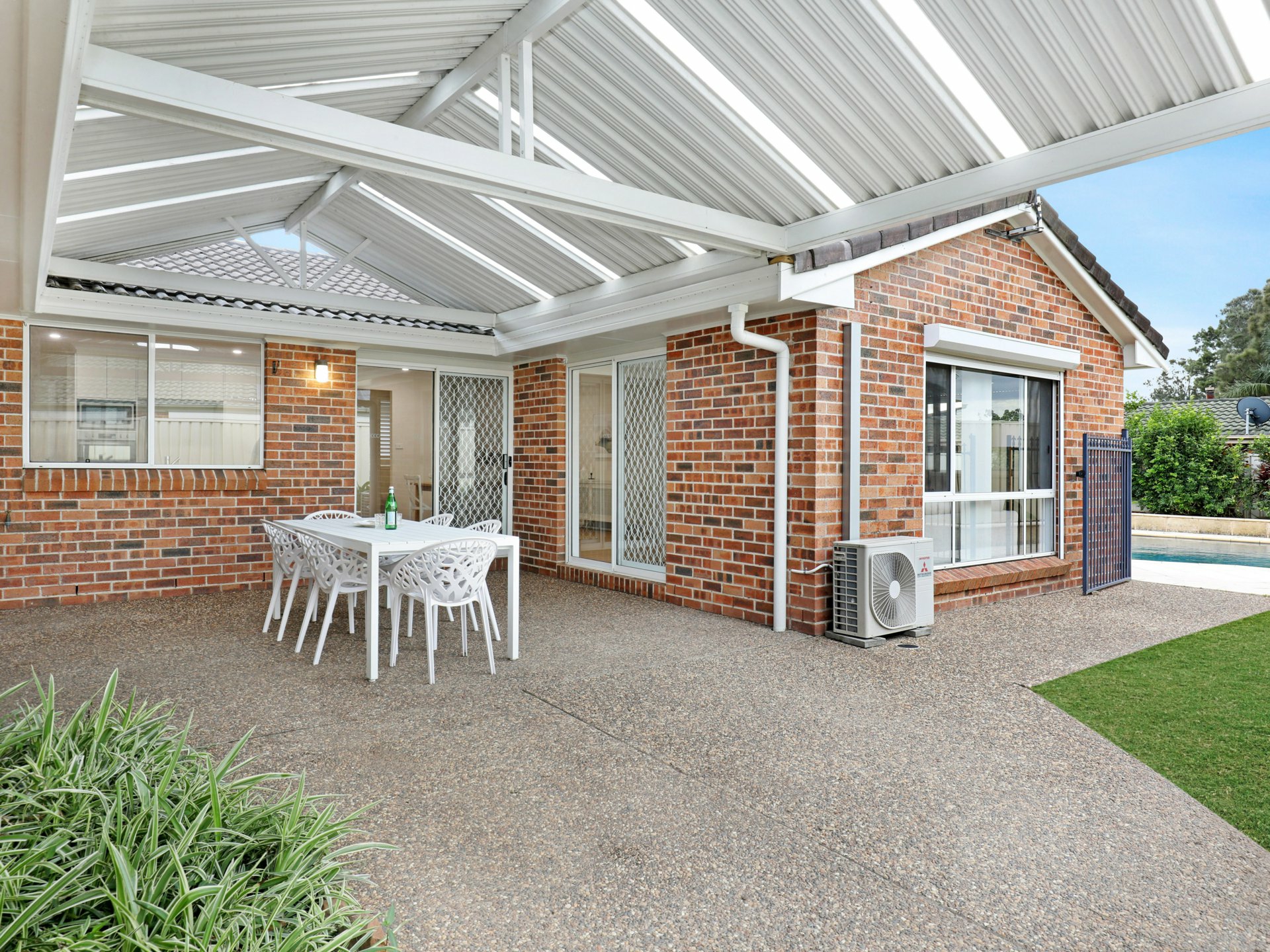11 Forest Oak Place, ALBION PARK RAIL