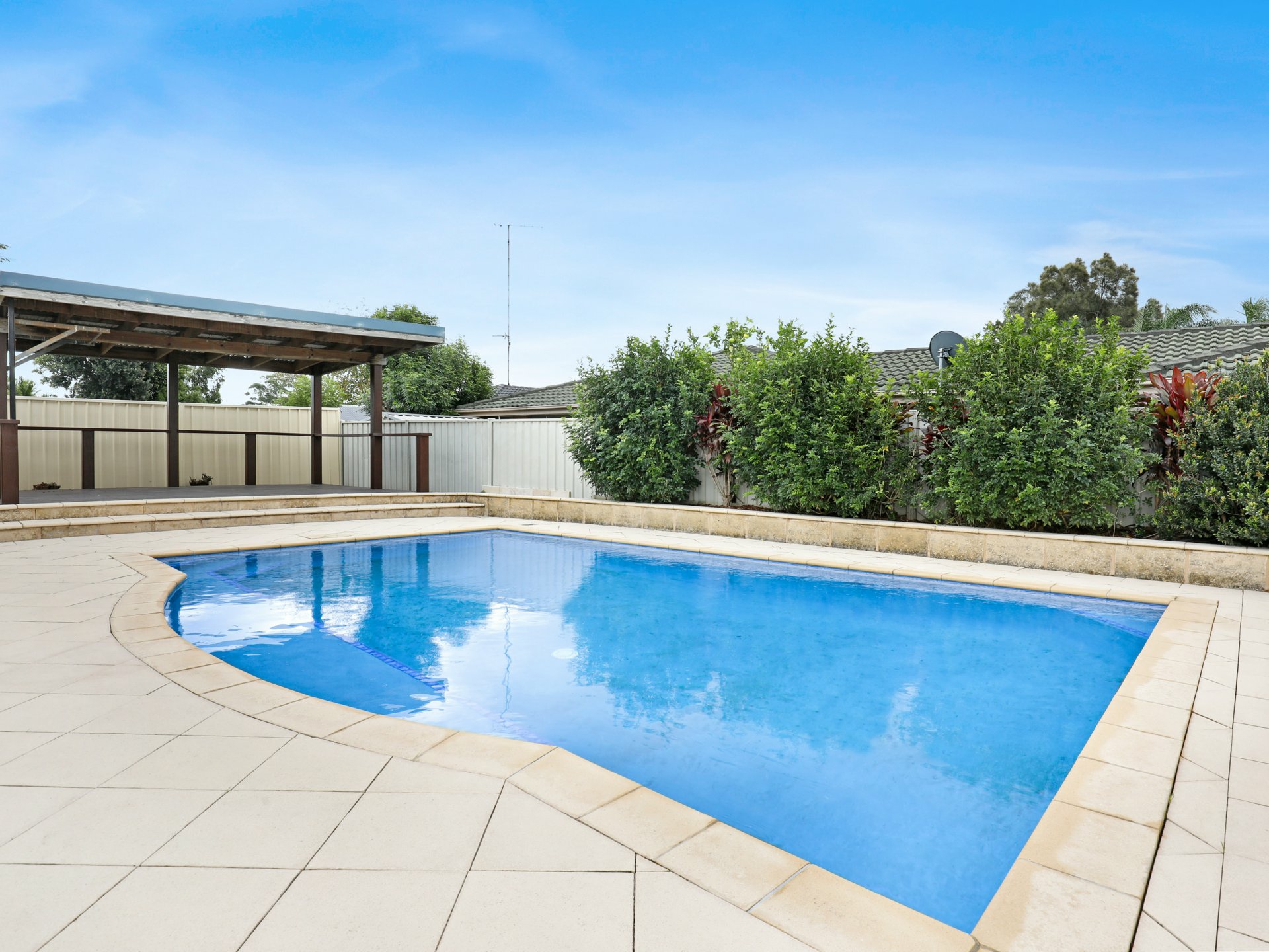 11 Forest Oak Place, ALBION PARK RAIL