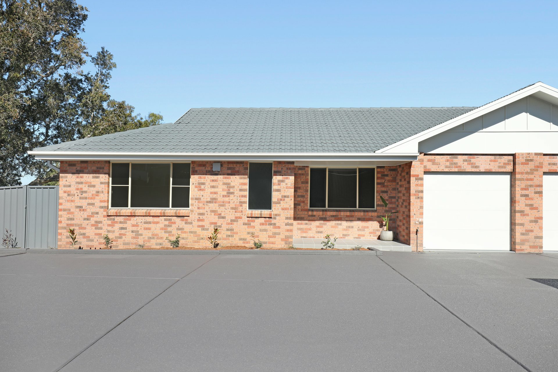 5/2 Southview Street — photo 3 of 14