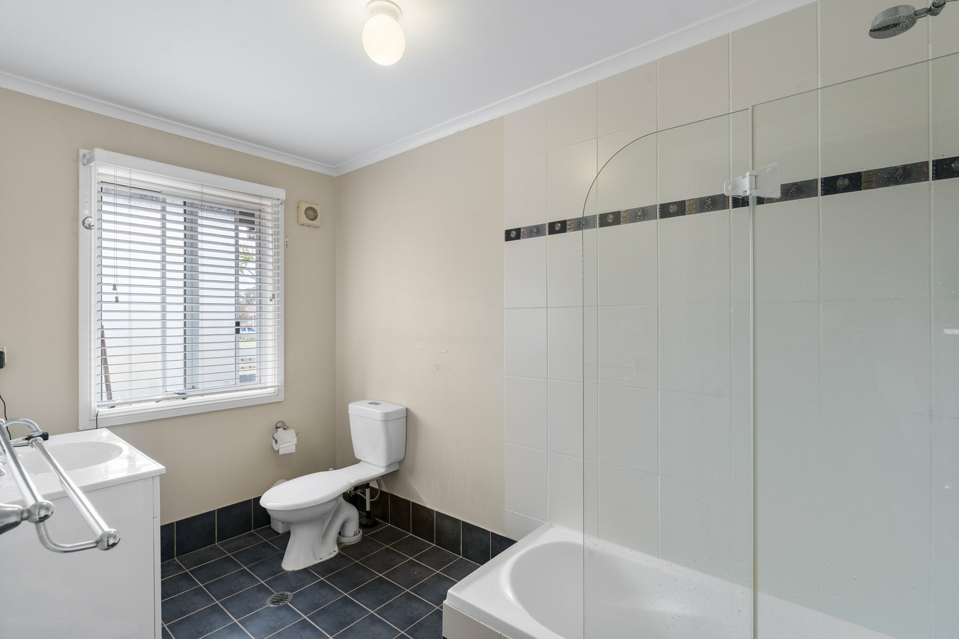 137 Jacobs Drive — photo 7 of 13
