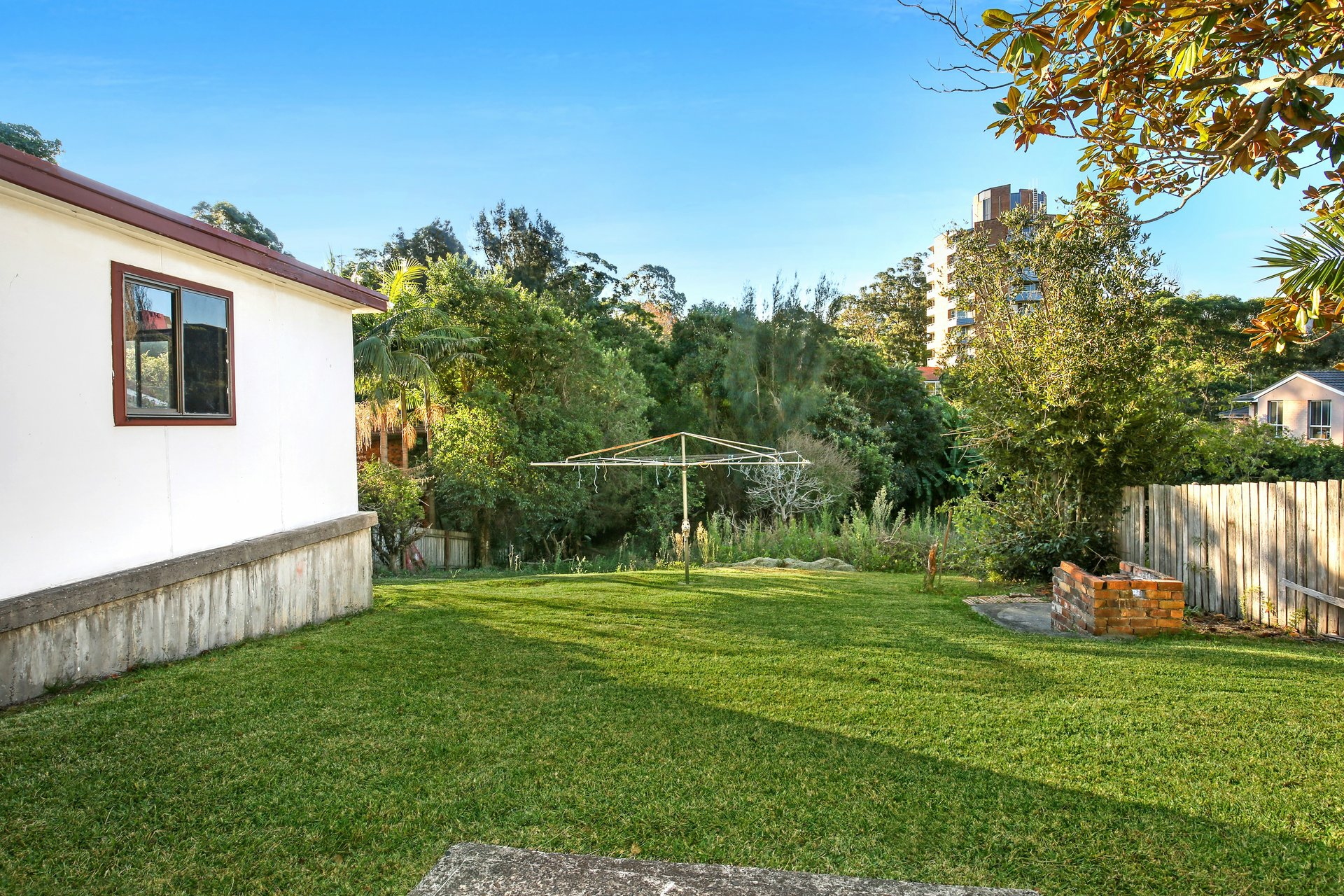 74 Rowland Avenue — photo 6 of 6
