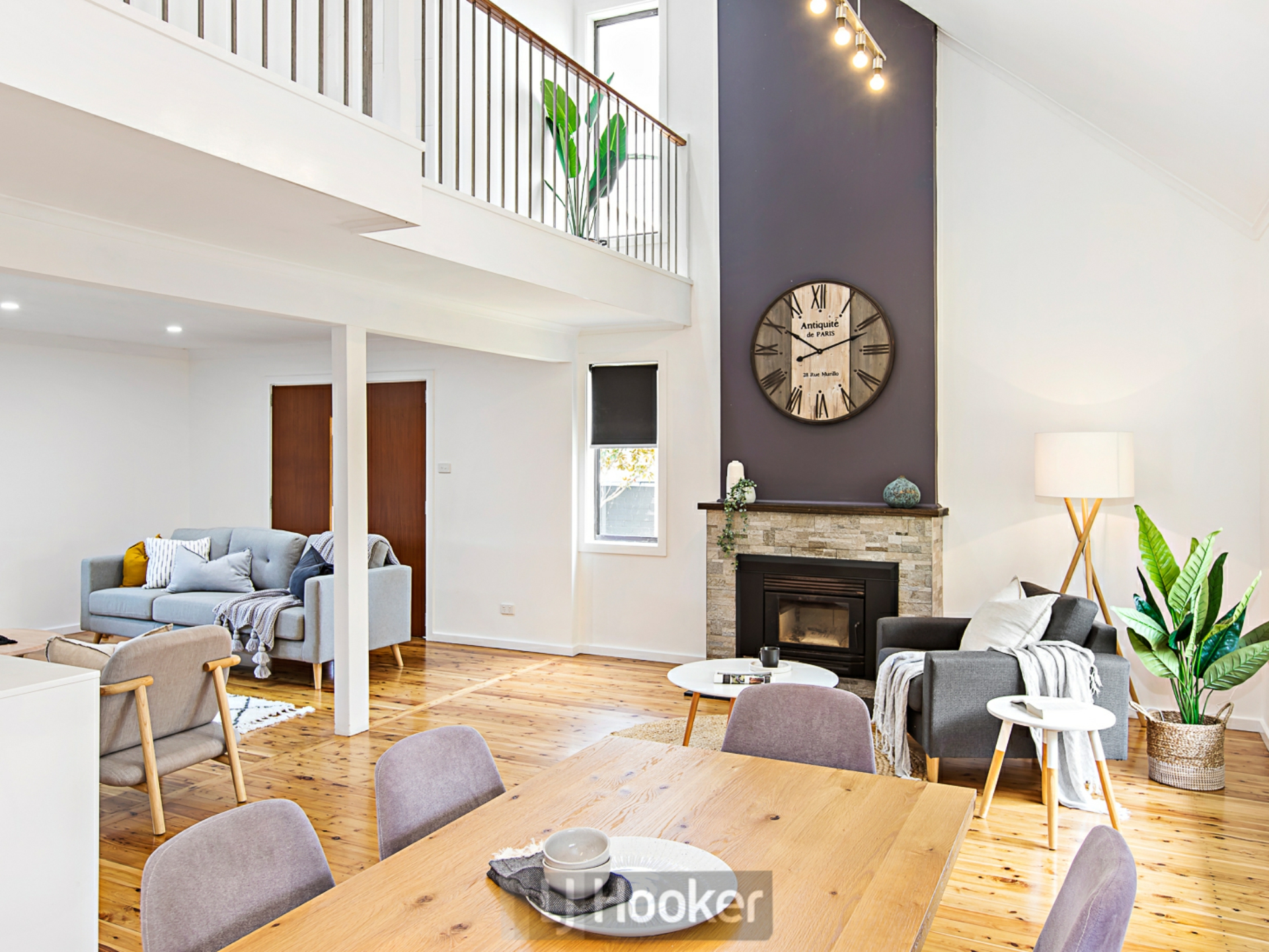 4 Railway Crescent, BELMONT NORTH
