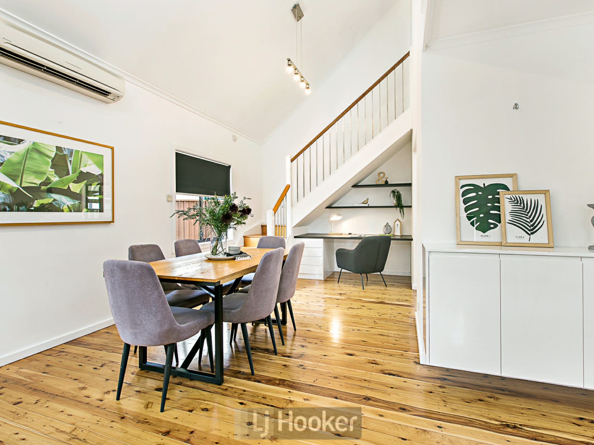 4 Railway Crescent, BELMONT NORTH