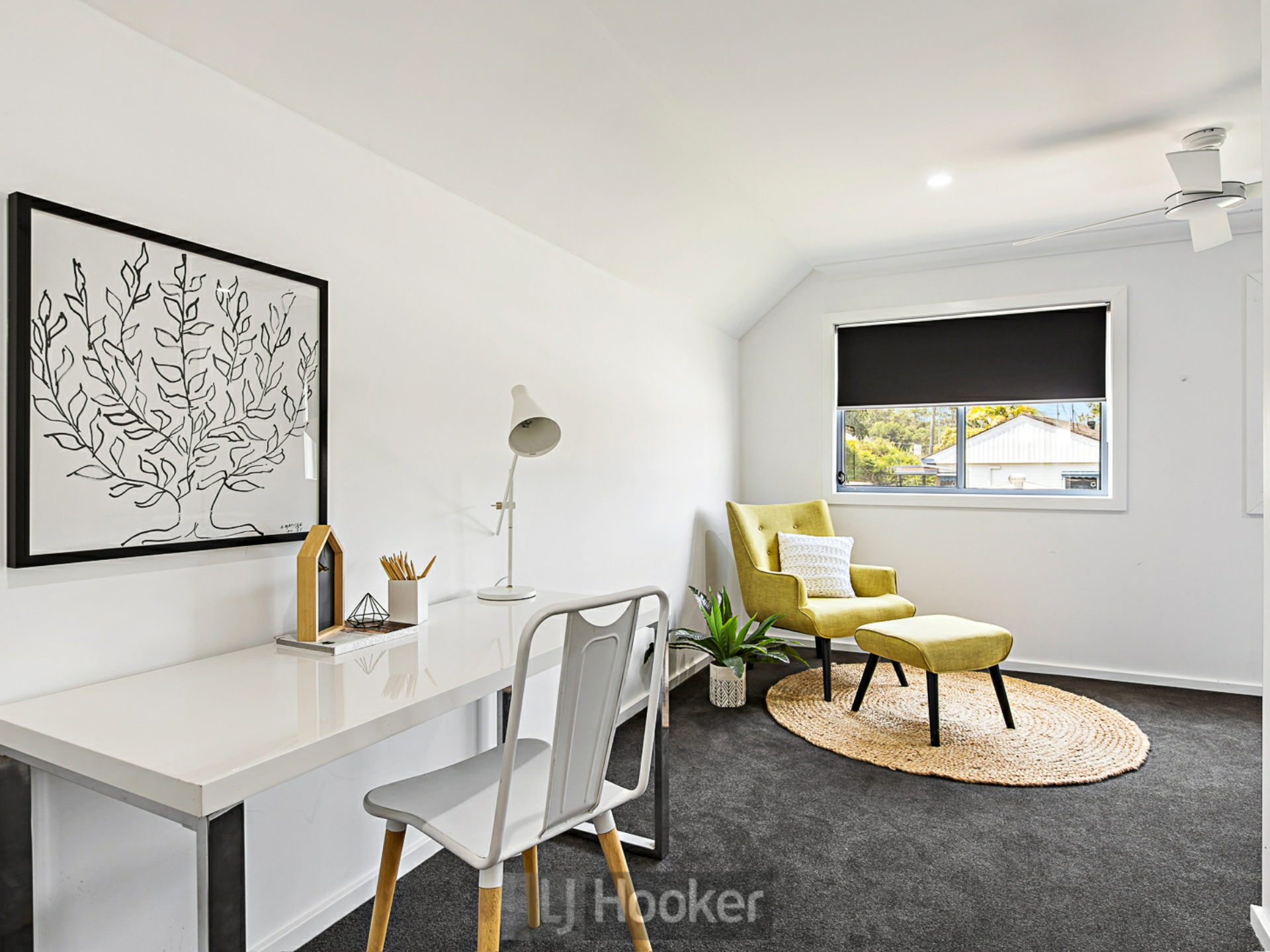 4 Railway Crescent, BELMONT NORTH