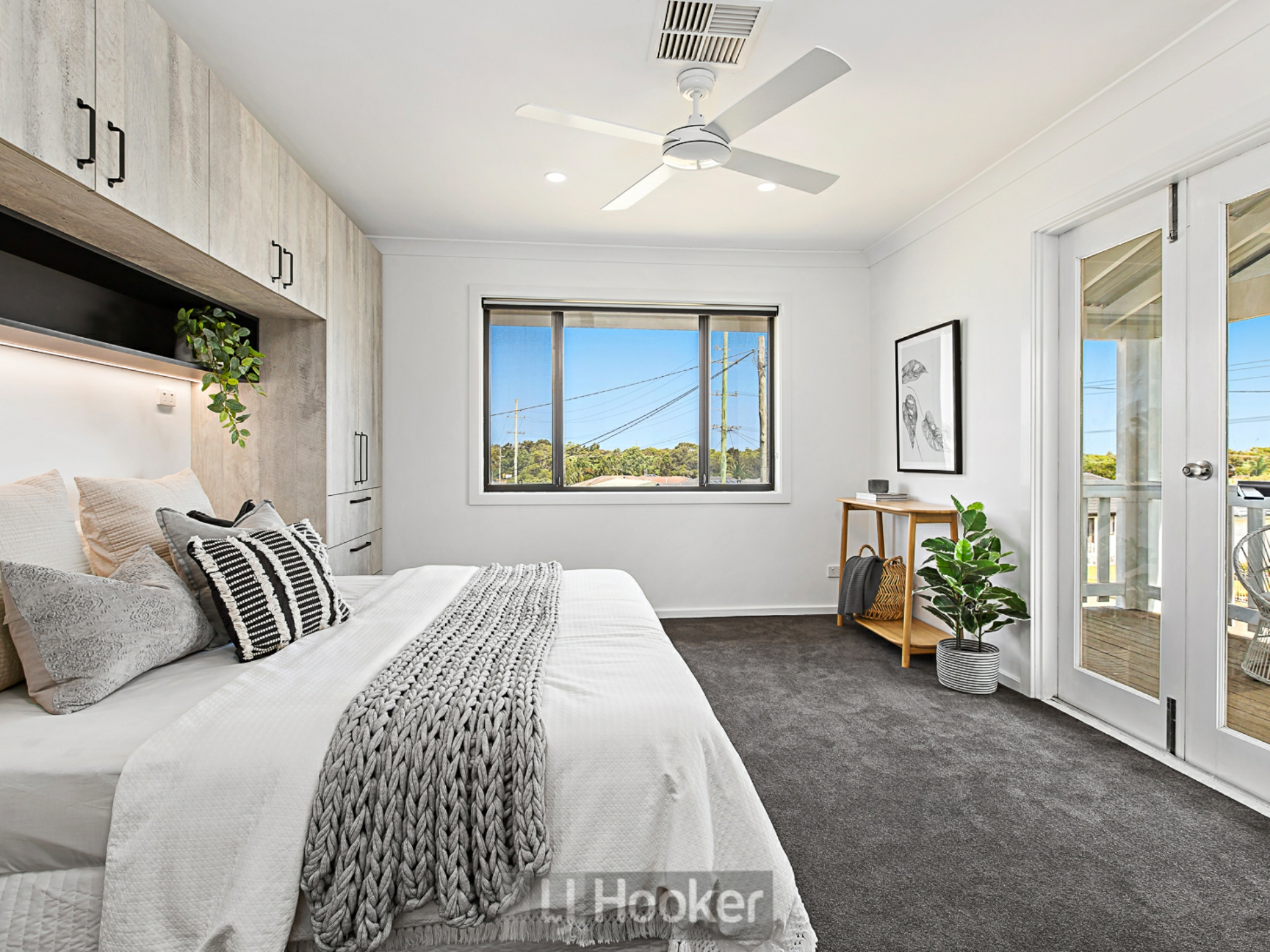 4 Railway Crescent, BELMONT NORTH