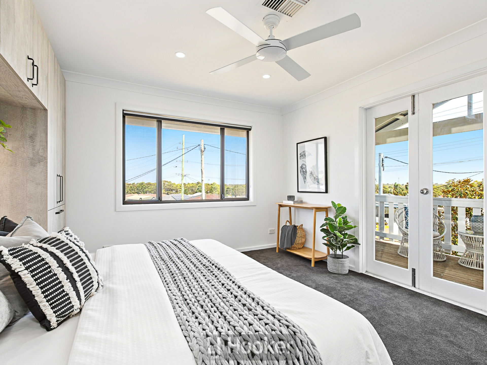 4 Railway Crescent, BELMONT NORTH
