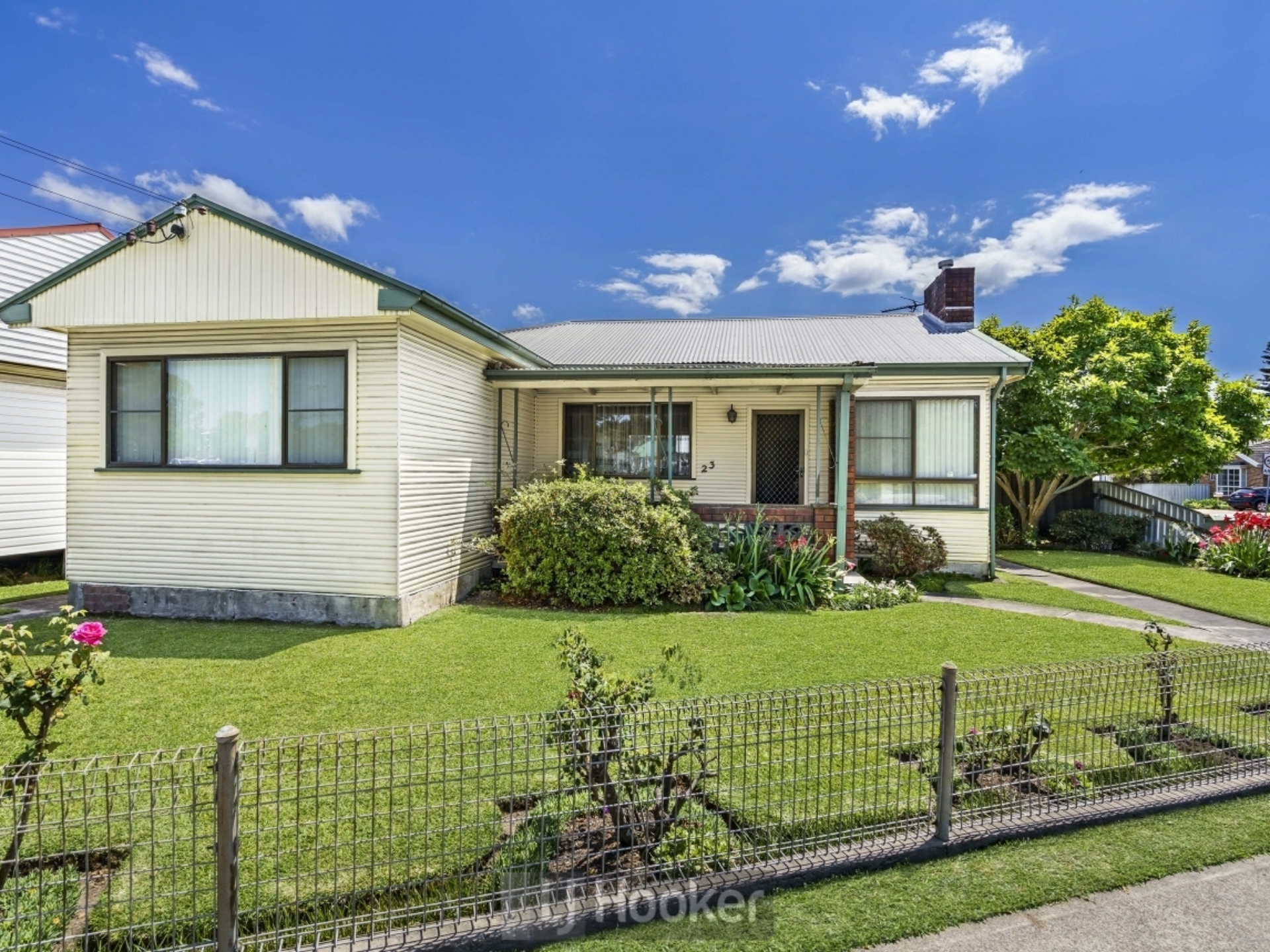 23 King Street Warners Bay NSW