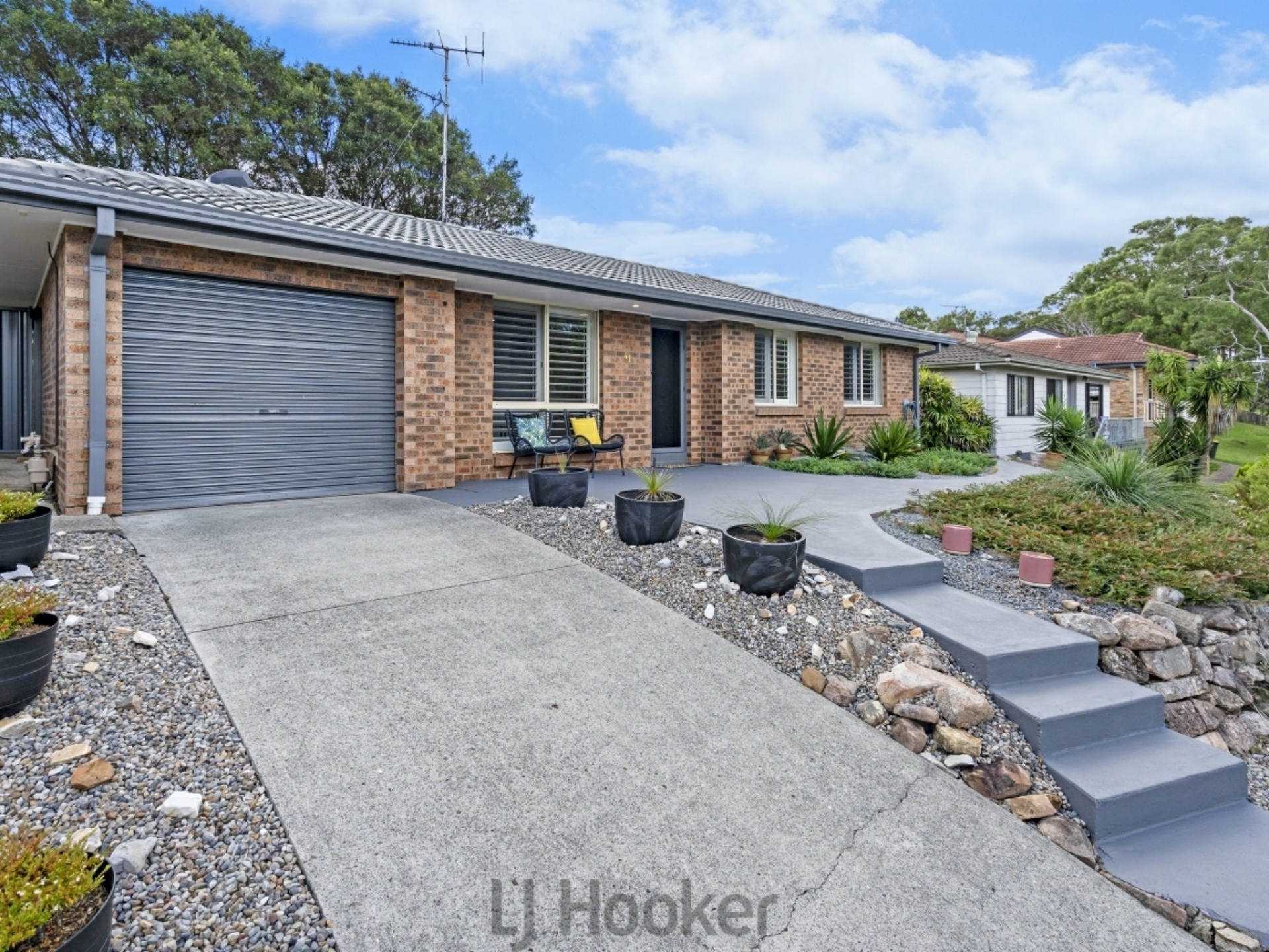 41 Walumbi Avenue Tingira Heights NSW Property Details LJ Hooker