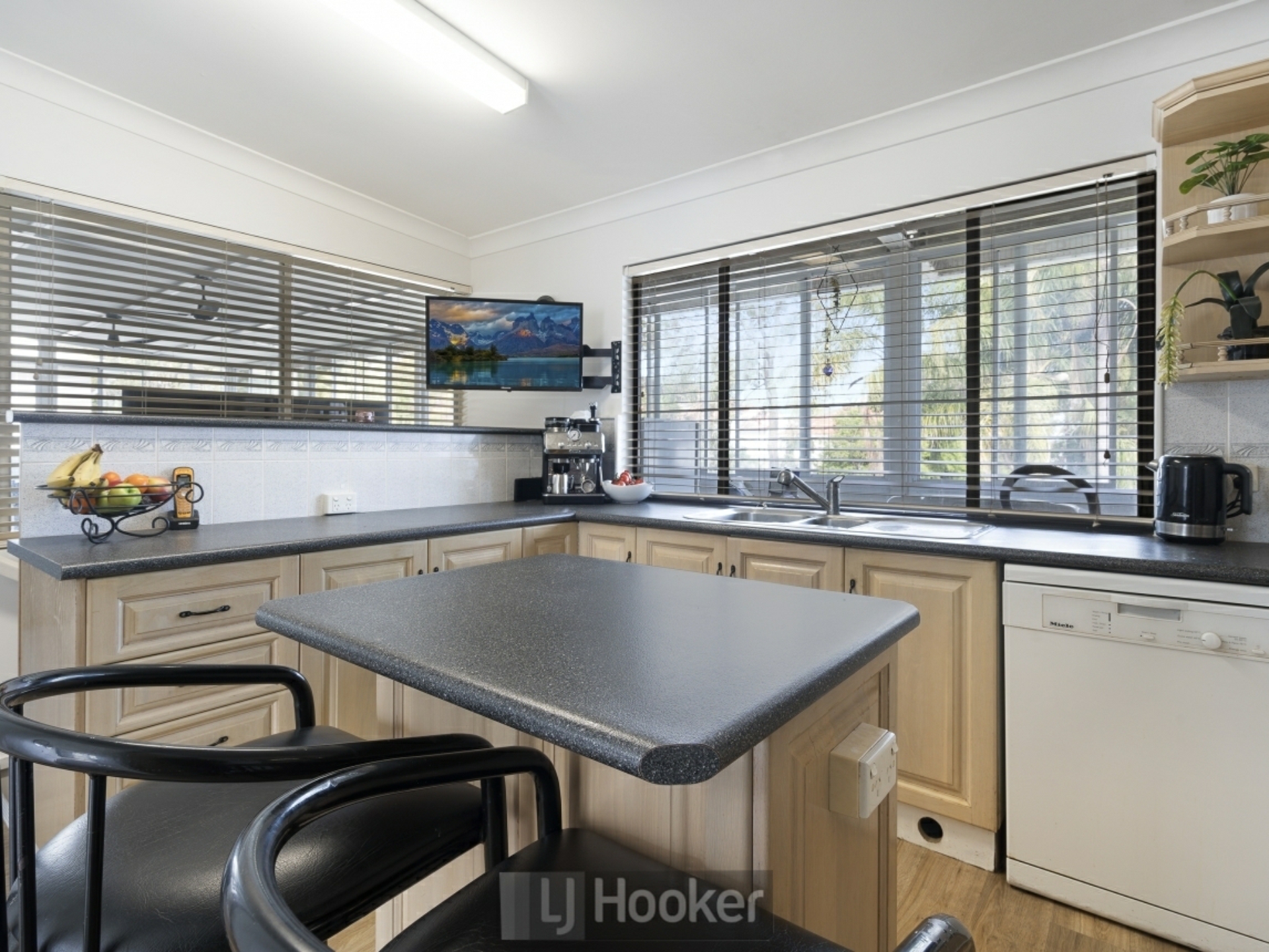 12 Chippindall Street, SPEERS POINT