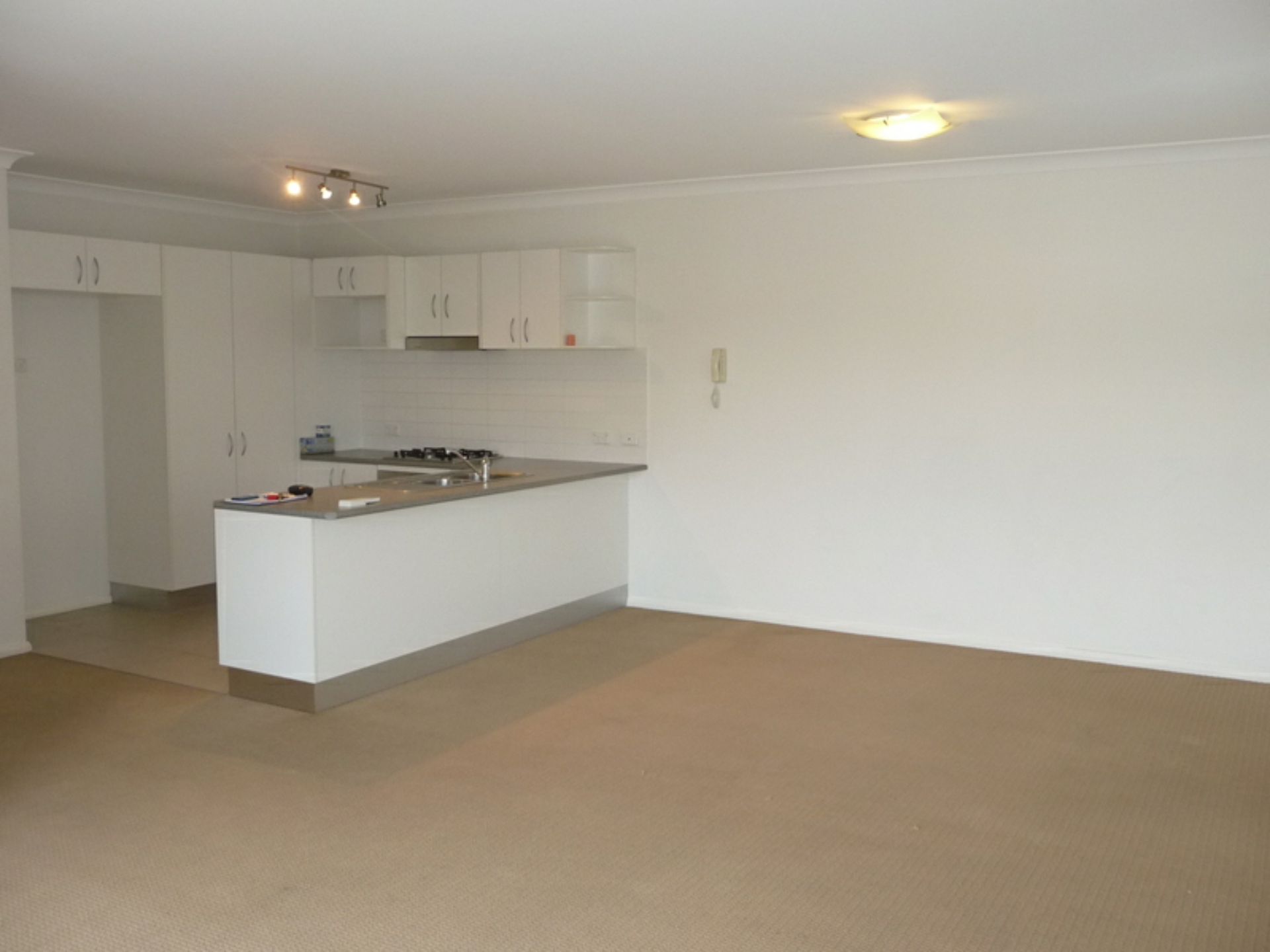 12/727 Main Road, EDGEWORTH