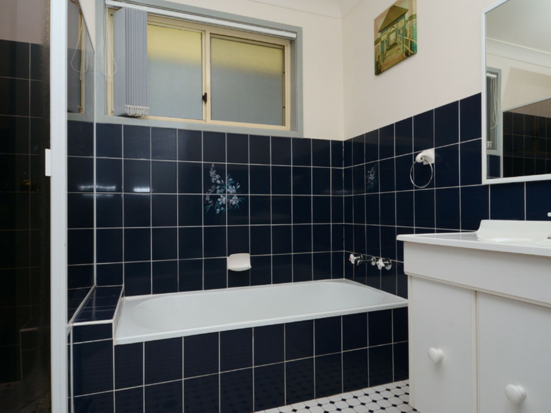 75 Alkrington Avenue, FISHING POINT