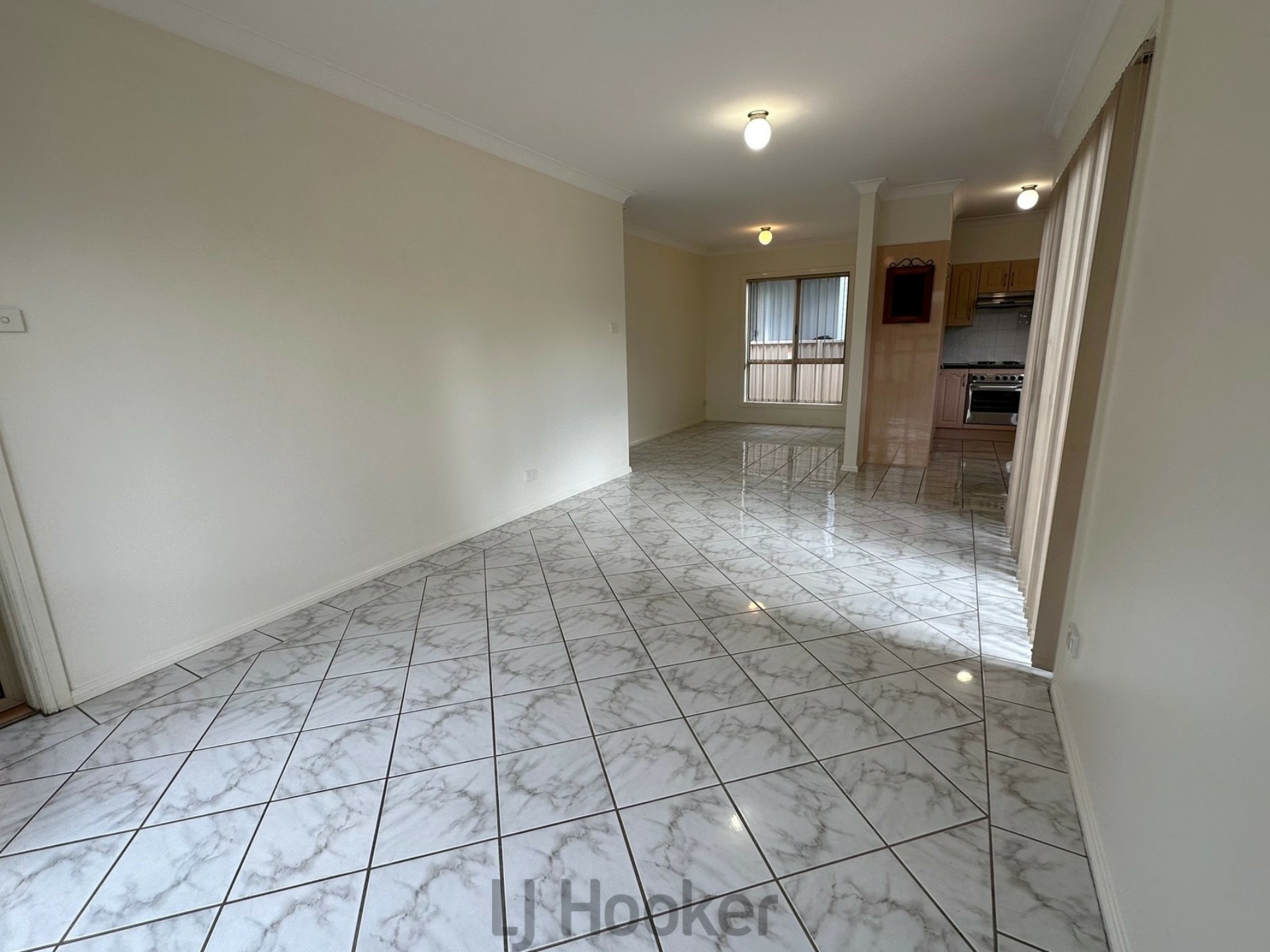 3/25 Howden Street, CARRINGTON