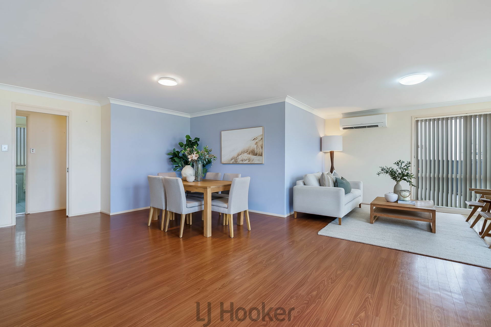 19 Outlook Close, Mount Hutton