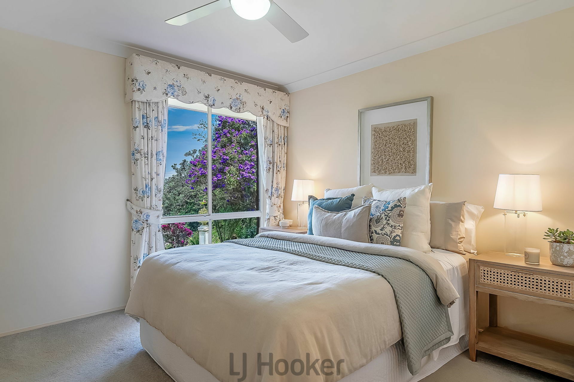19 Outlook Close, Mount Hutton
