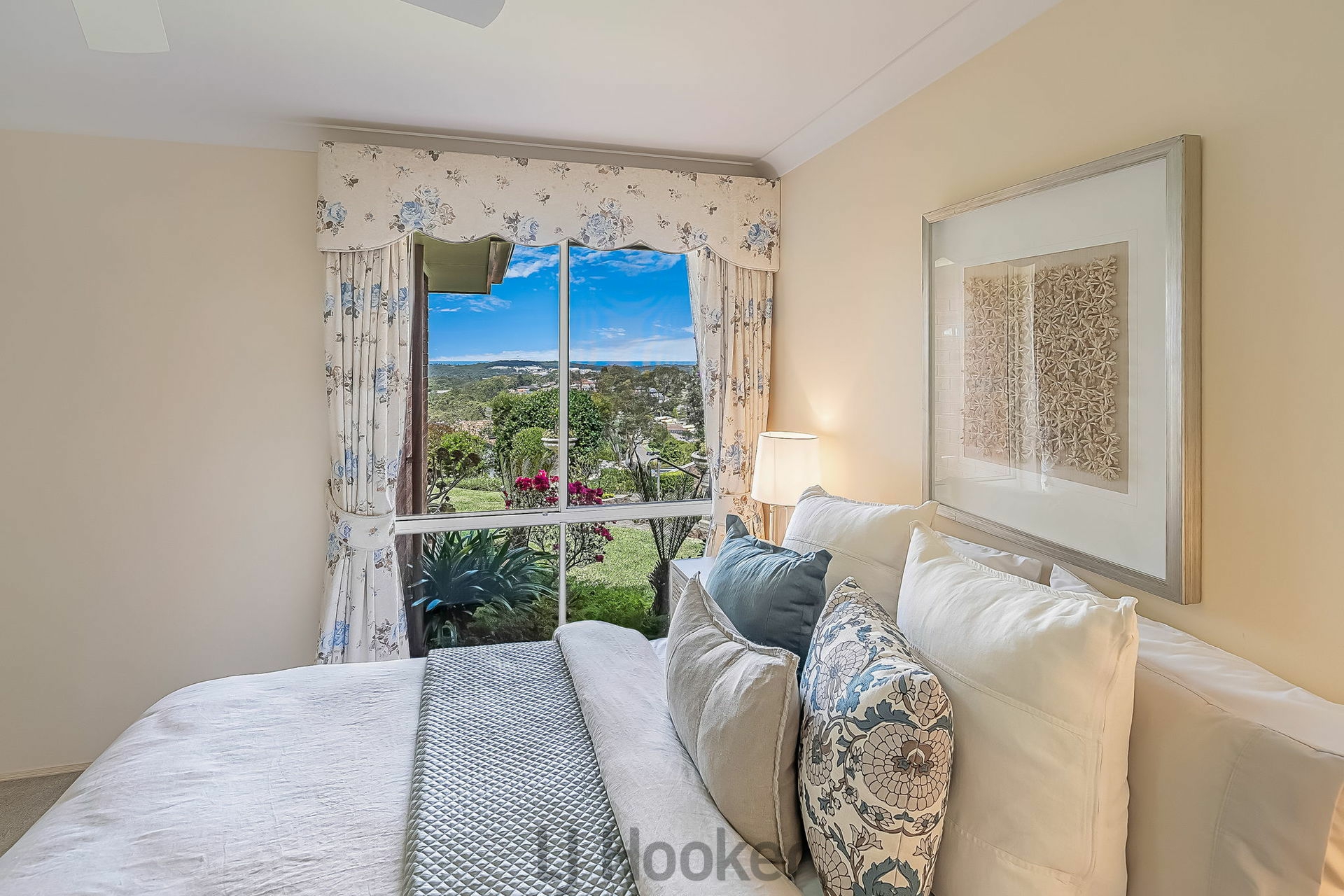 19 Outlook Close, Mount Hutton
