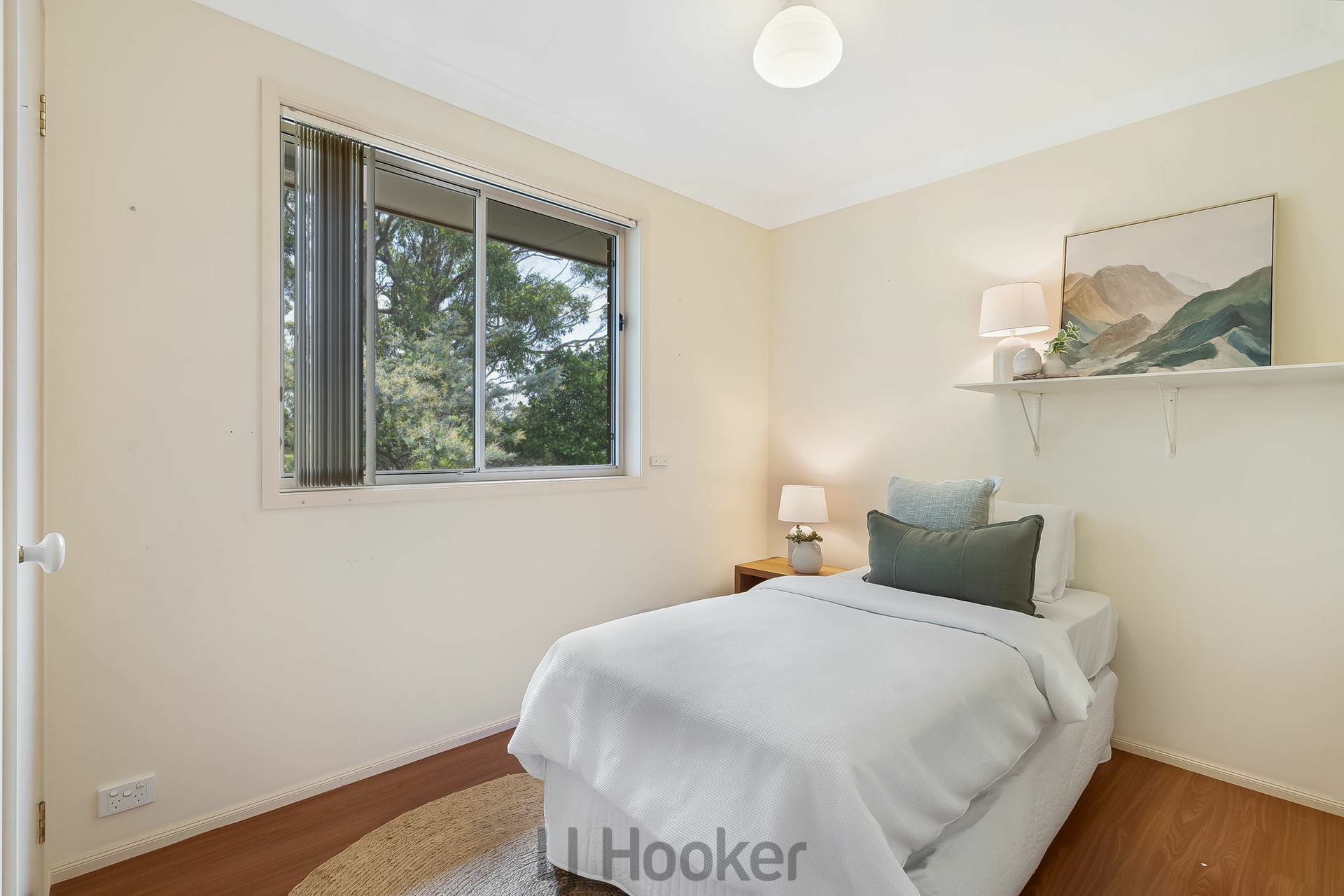19 Outlook Close, Mount Hutton