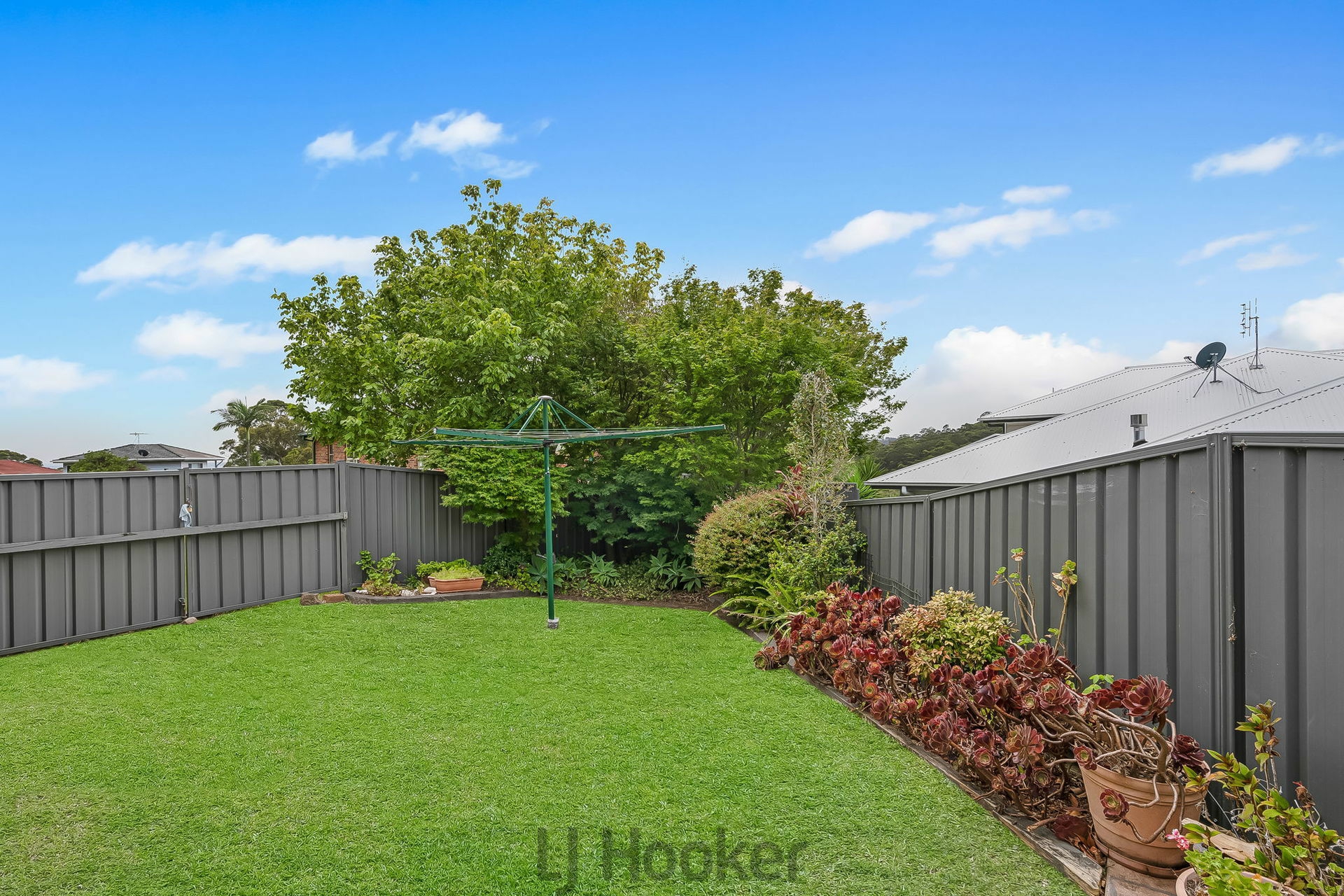 19 Outlook Close, Mount Hutton