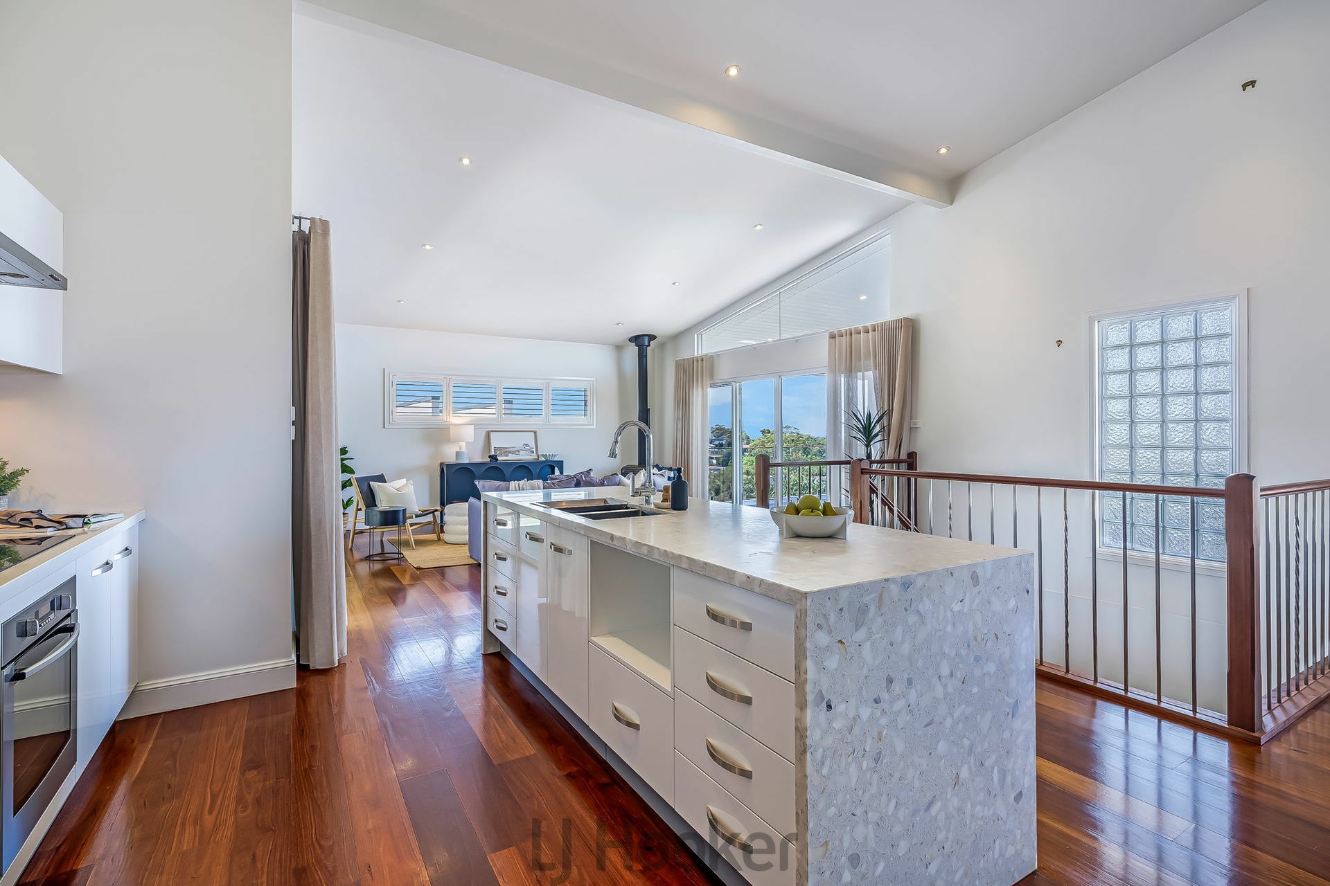 66 Mirambeena Street, BELMONT NORTH