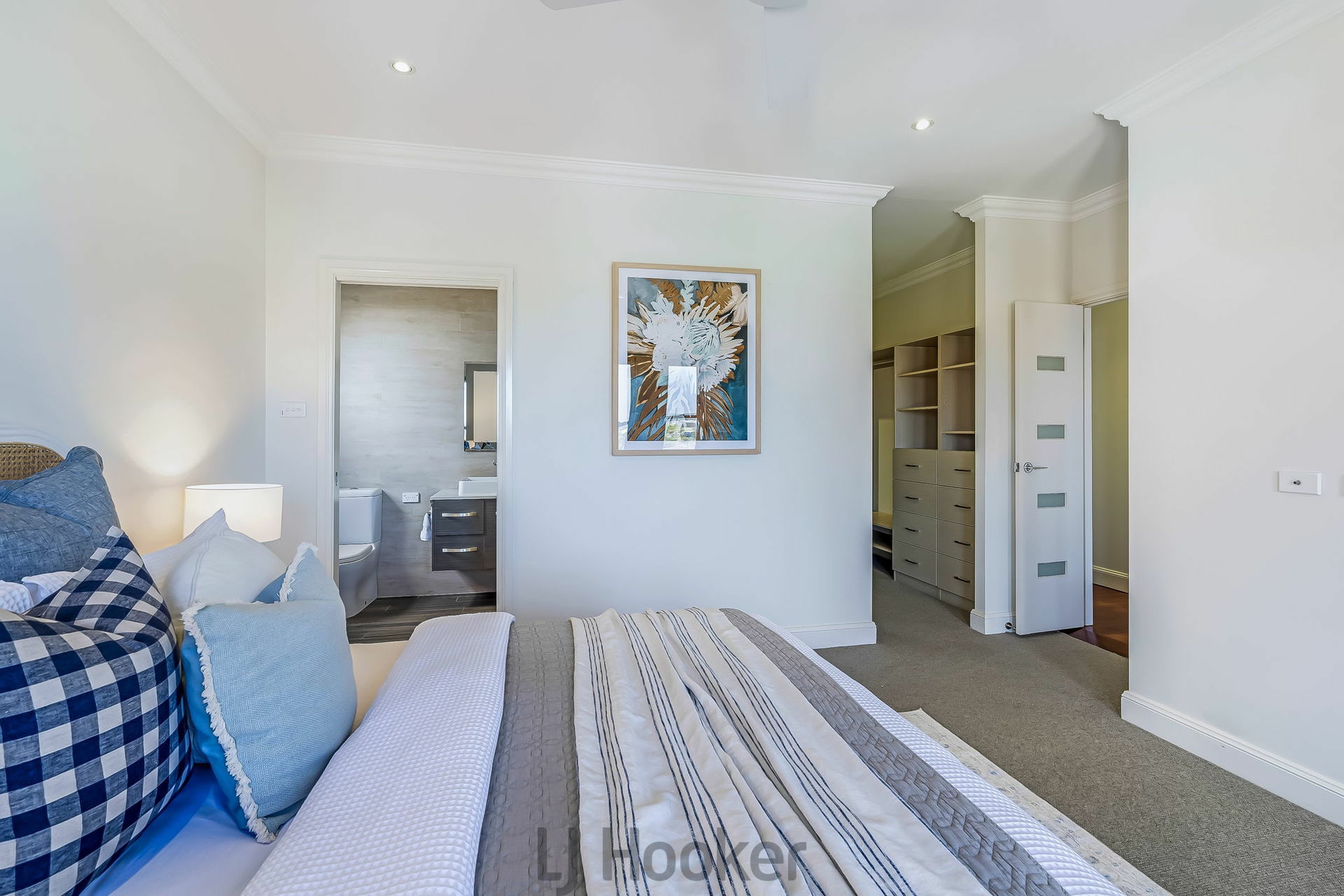 66 Mirambeena Street, BELMONT NORTH