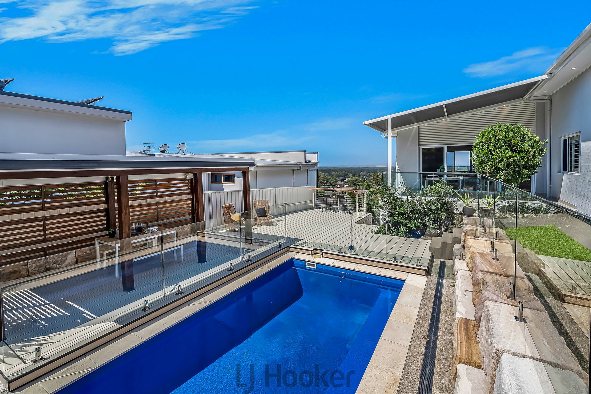 66 Mirambeena Street, BELMONT NORTH