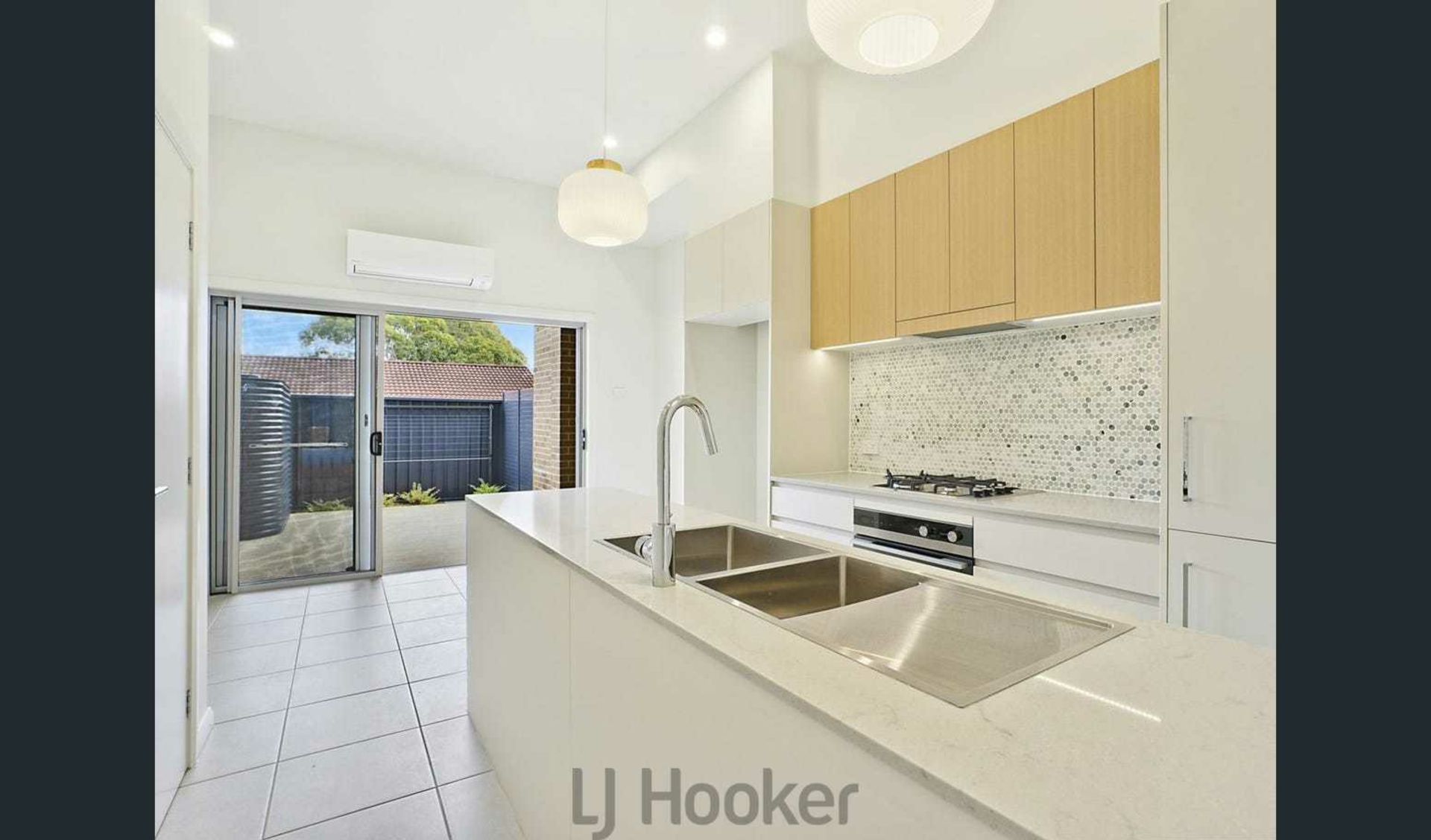 3/2 Turrug Street, WHITEBRIDGE