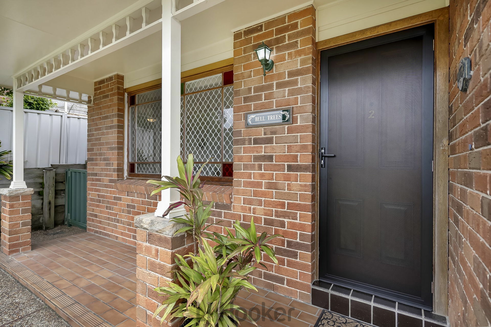 2/4 Deal Street, MOUNT HUTTON