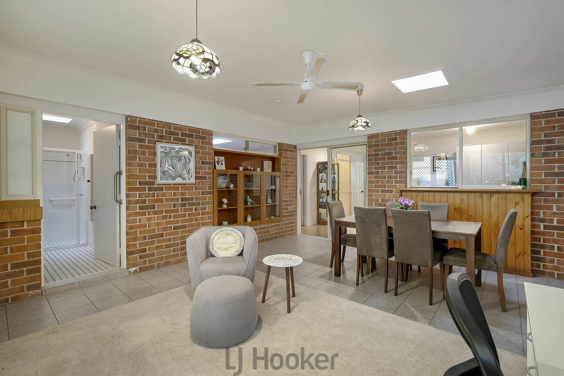 2/4 Deal Street, MOUNT HUTTON