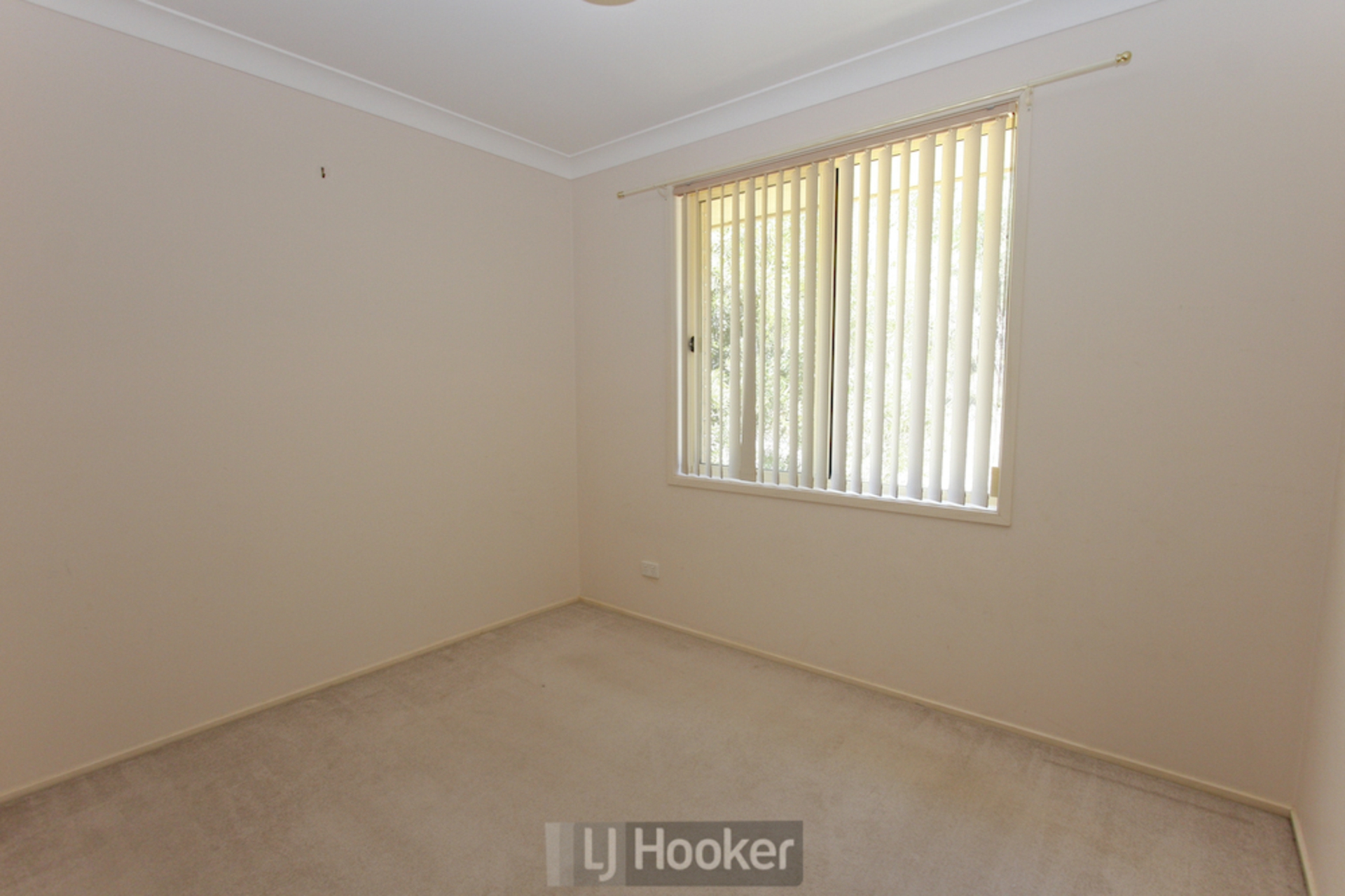 2 Gleeson Crescent, ELEEBANA