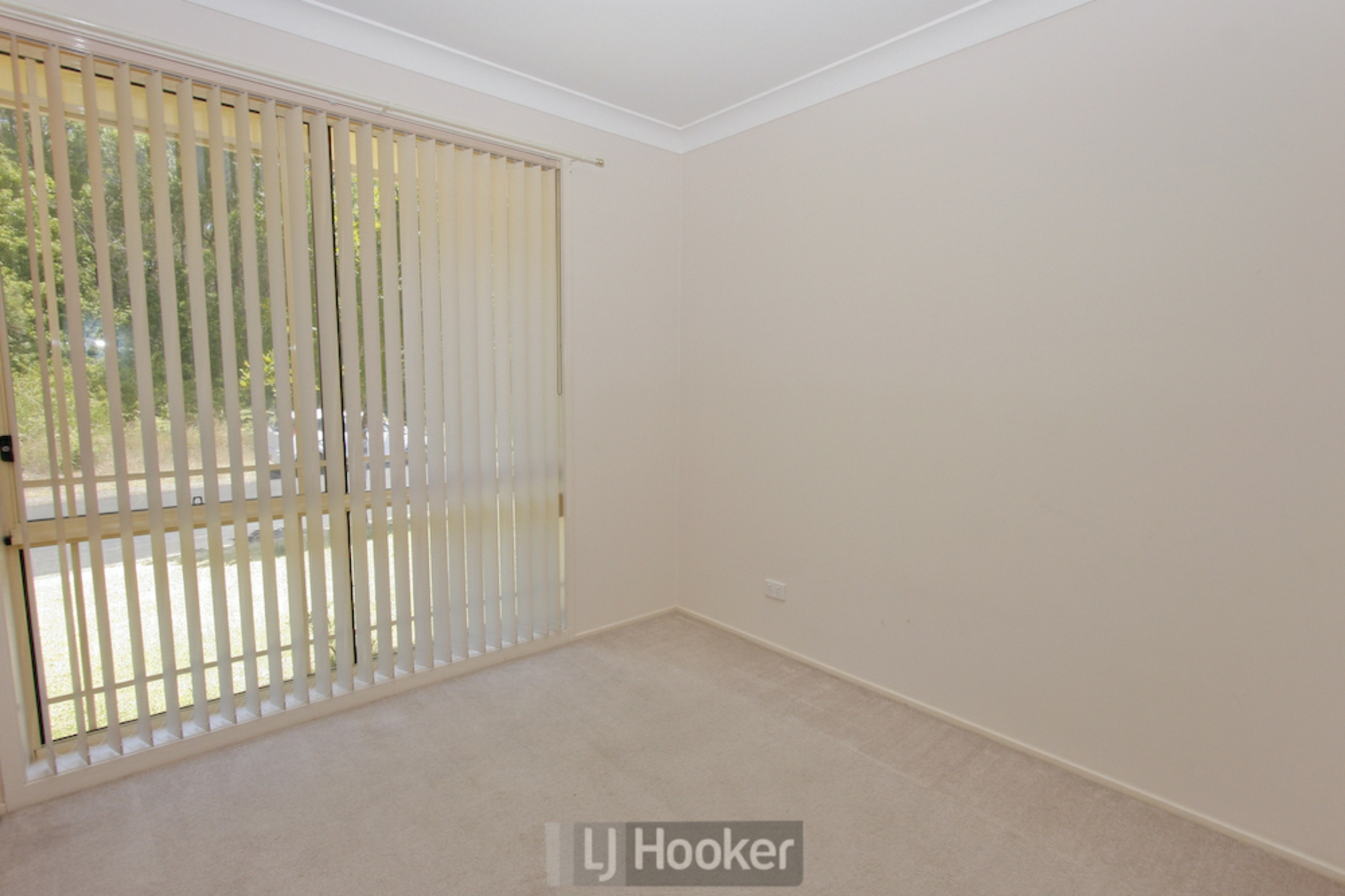 2 Gleeson Crescent, ELEEBANA