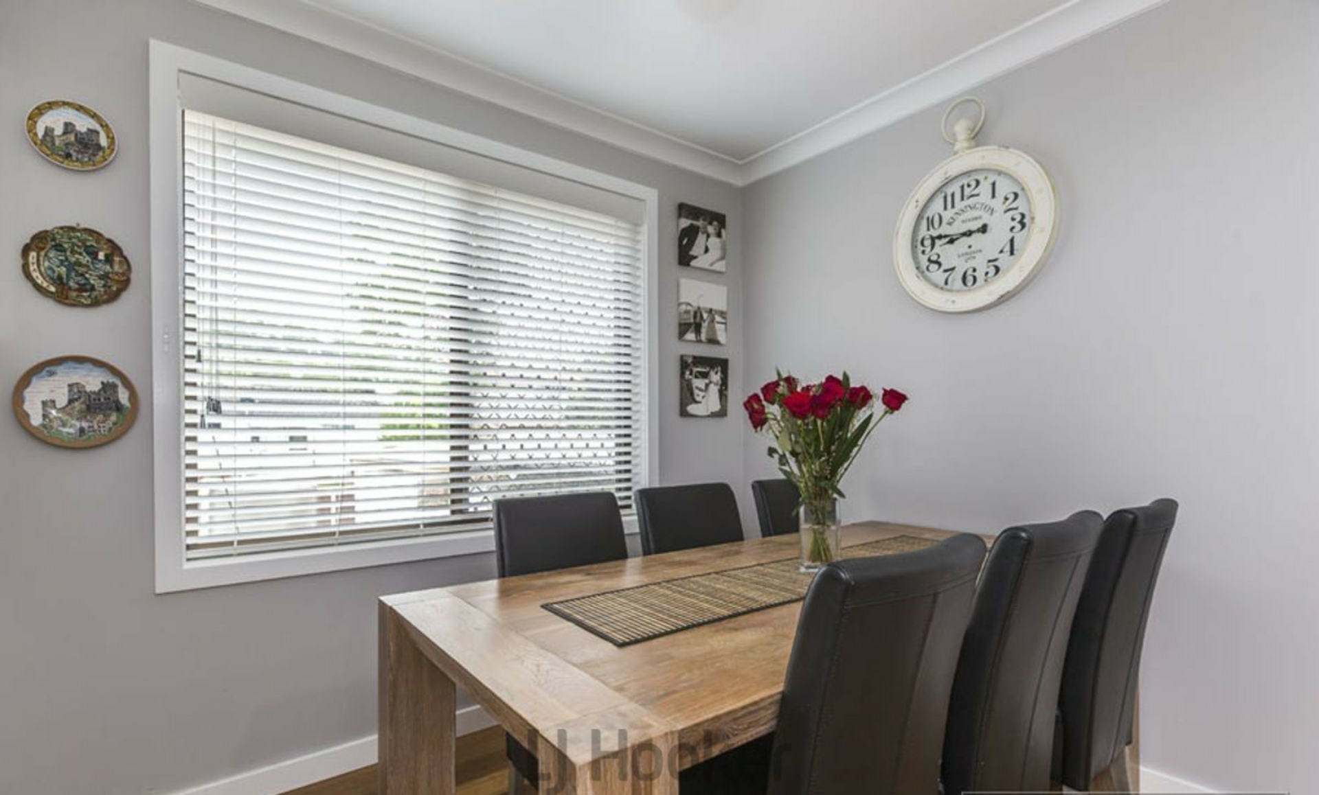 9 Tango Street, MOUNT HUTTON