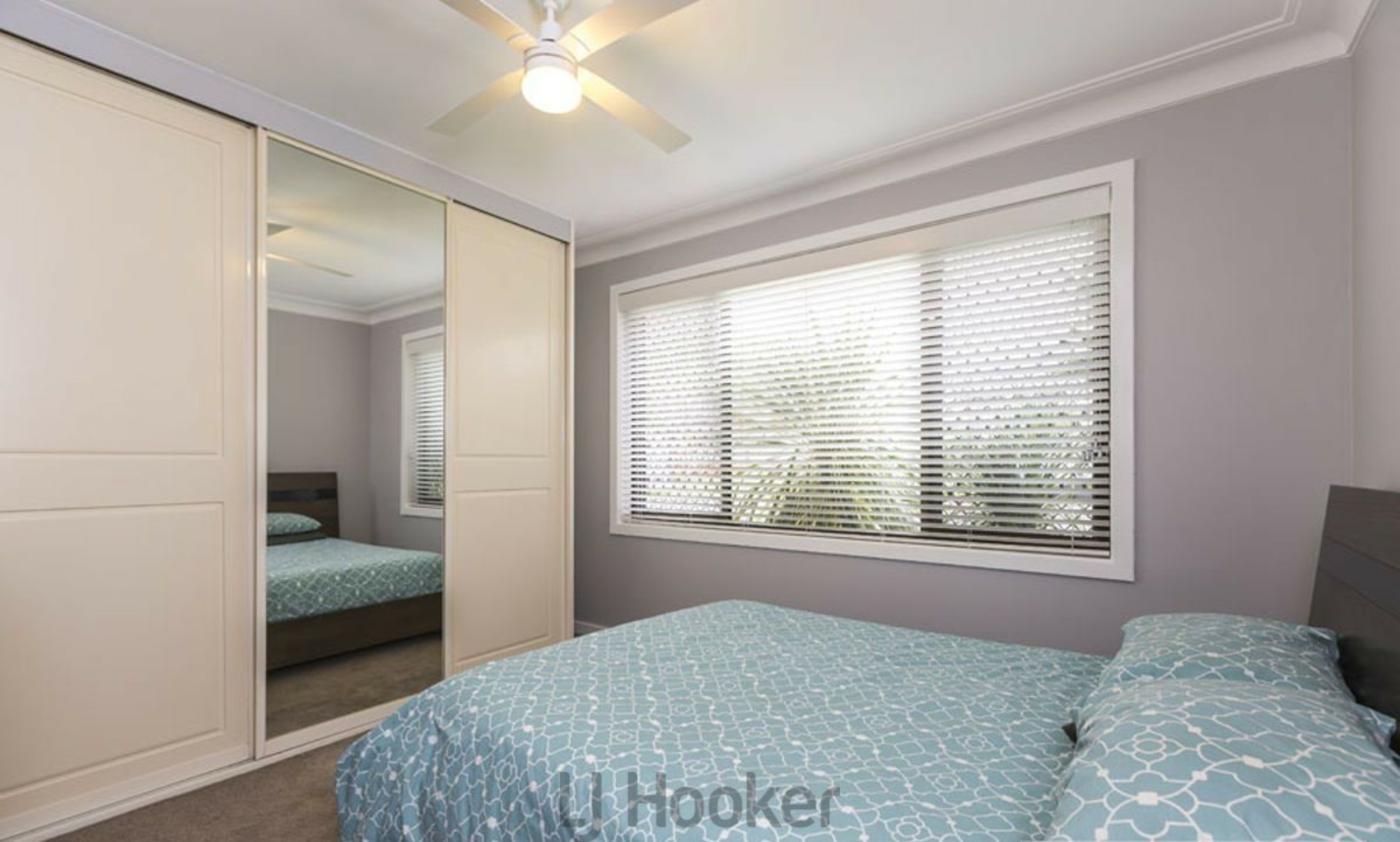 9 Tango Street, MOUNT HUTTON