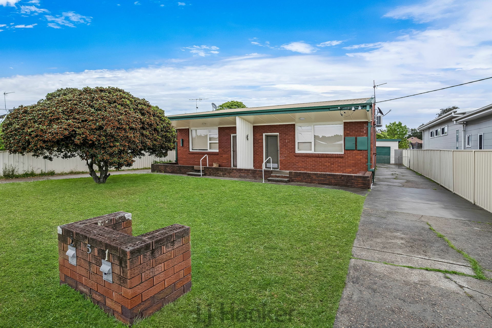 5 Ashley Street, MARKS POINT