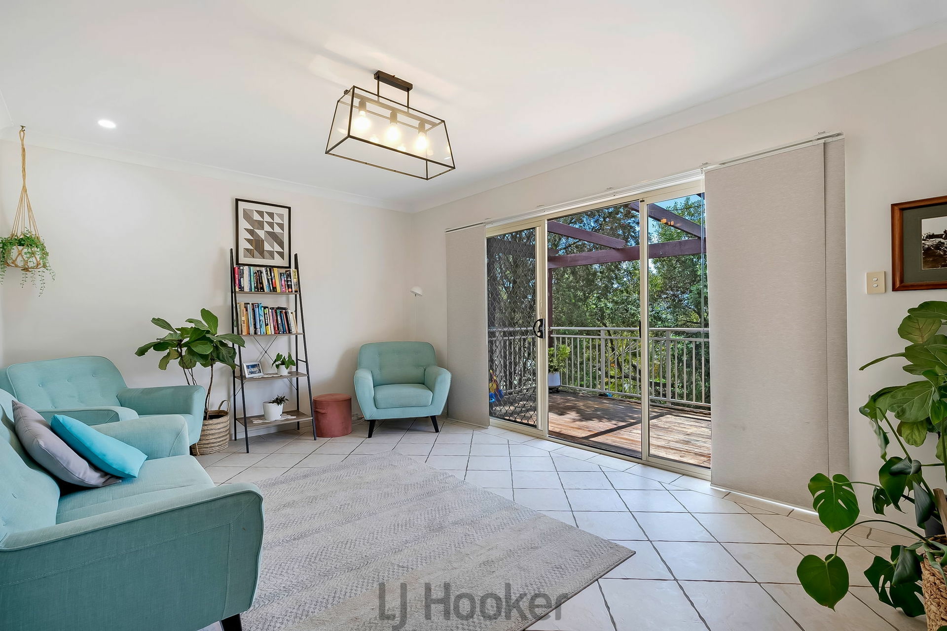11 Rosebery Avenue, MACQUARIE HILLS