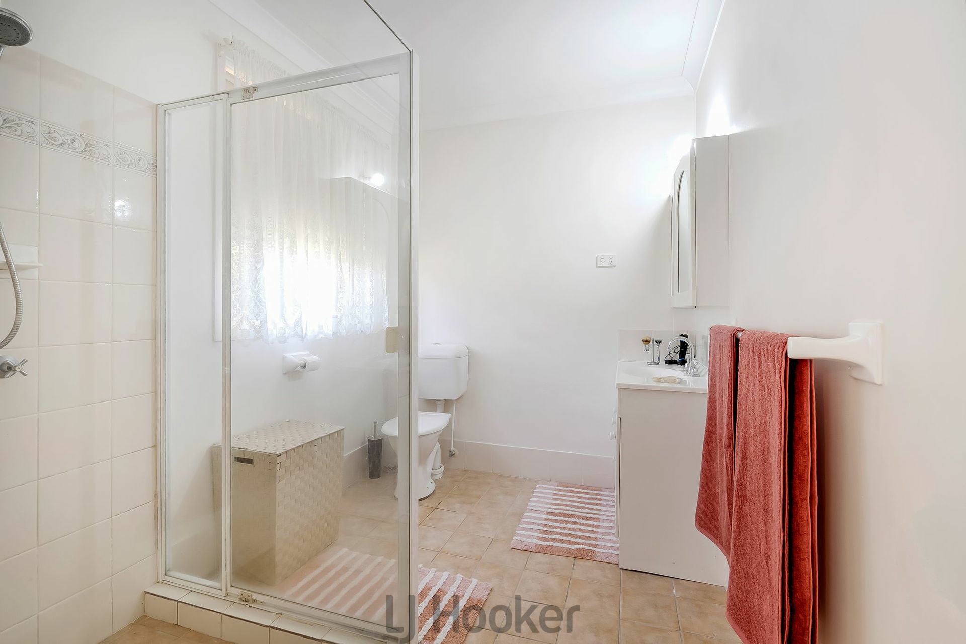 11 Rosebery Avenue, MACQUARIE HILLS