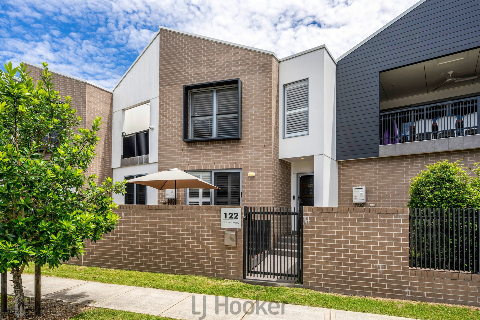 2/122 Hobart Road, NEW LAMBTON