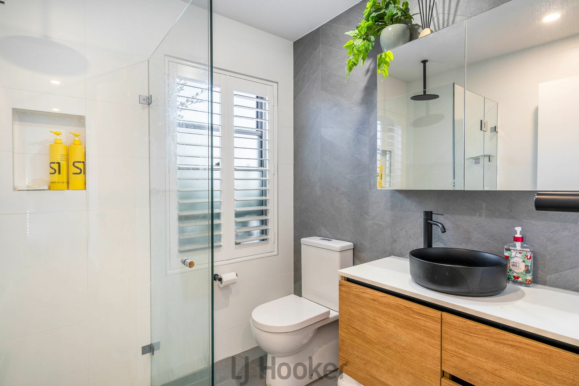 2/122 Hobart Road, NEW LAMBTON