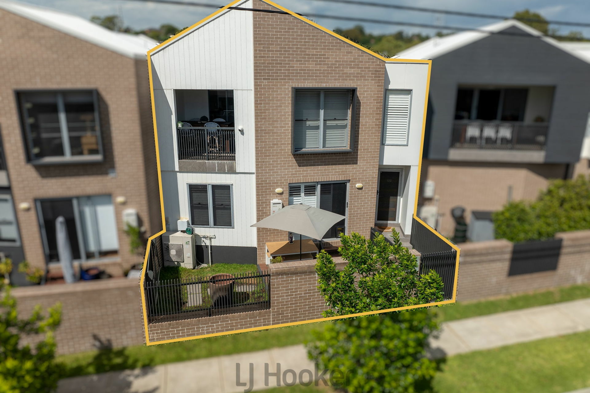 2/122 Hobart Road, NEW LAMBTON
