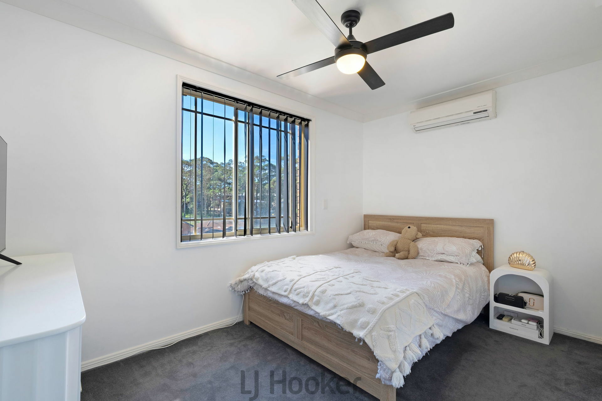 15 Sovereign Close, FLORAVILLE