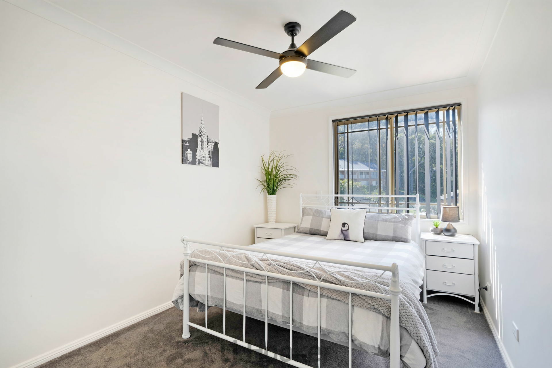 15 Sovereign Close, FLORAVILLE